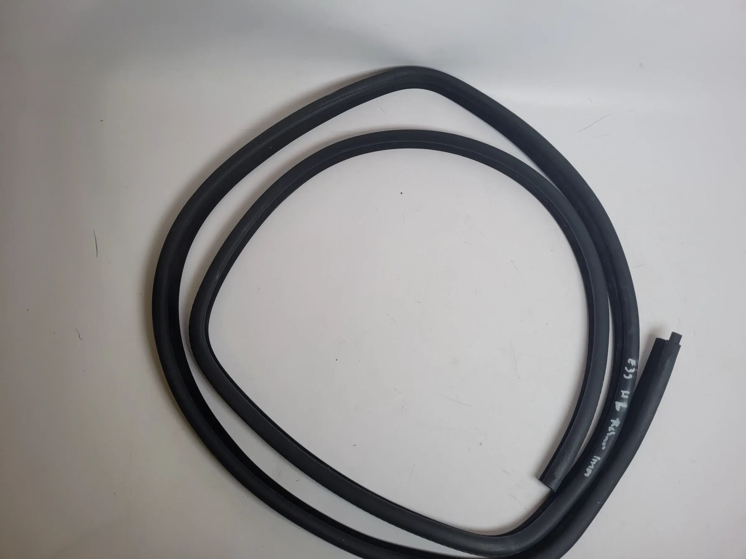 BMW 5er Touring E39 Türdichtung Rahmen Links Hinten Innen (Original)