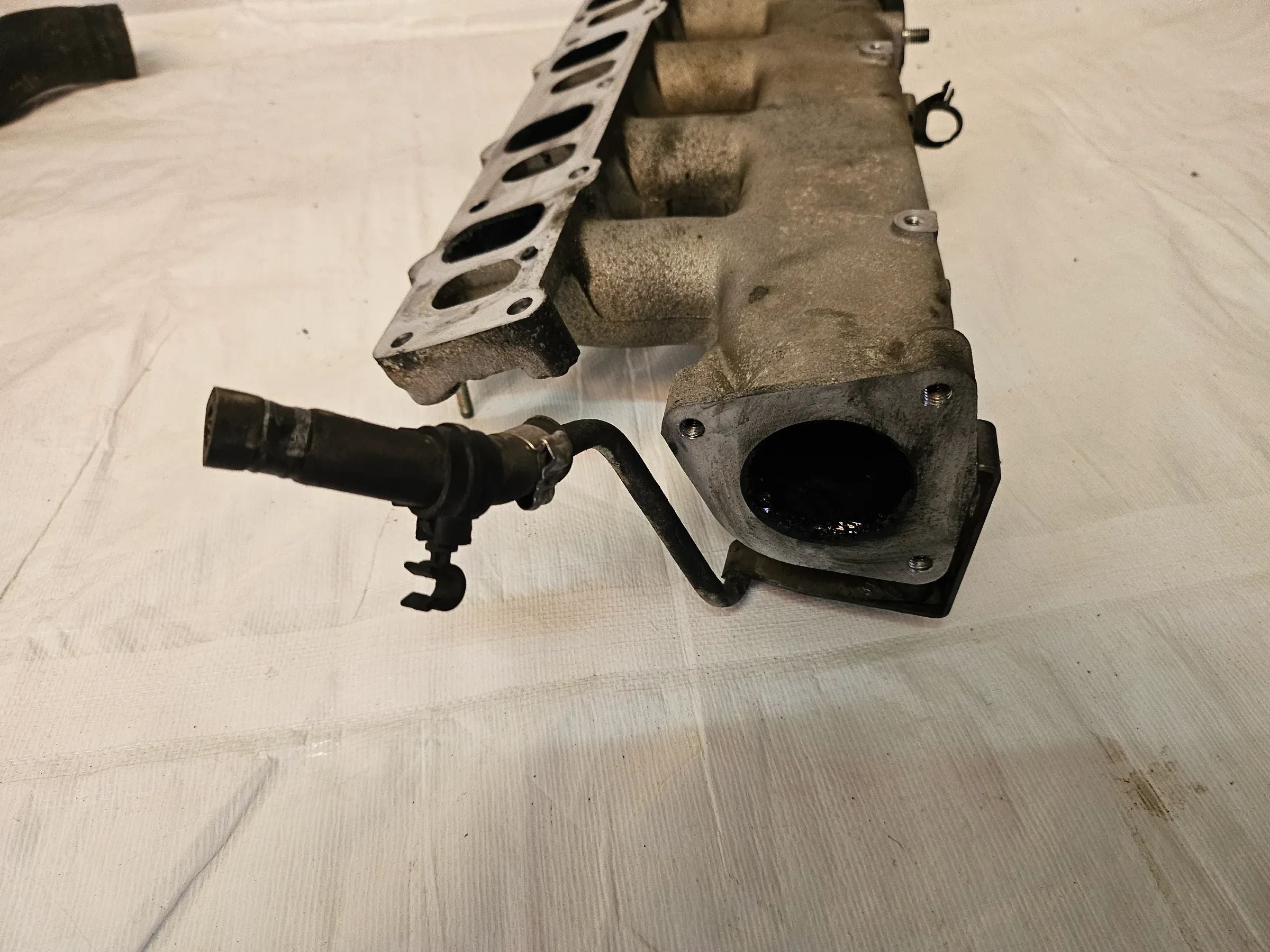 Fiat Punto 1.9 JTD 188 63 KW 85 PS Ansaugkrümmer Ansaugbrücke Original