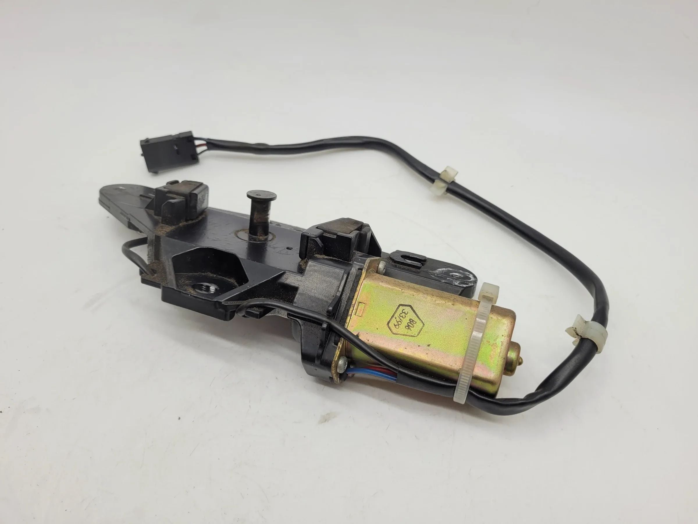 BMW 5er Touring E39 Heckklappenschloss Kofferraum 67.14-8362371 (Original)
