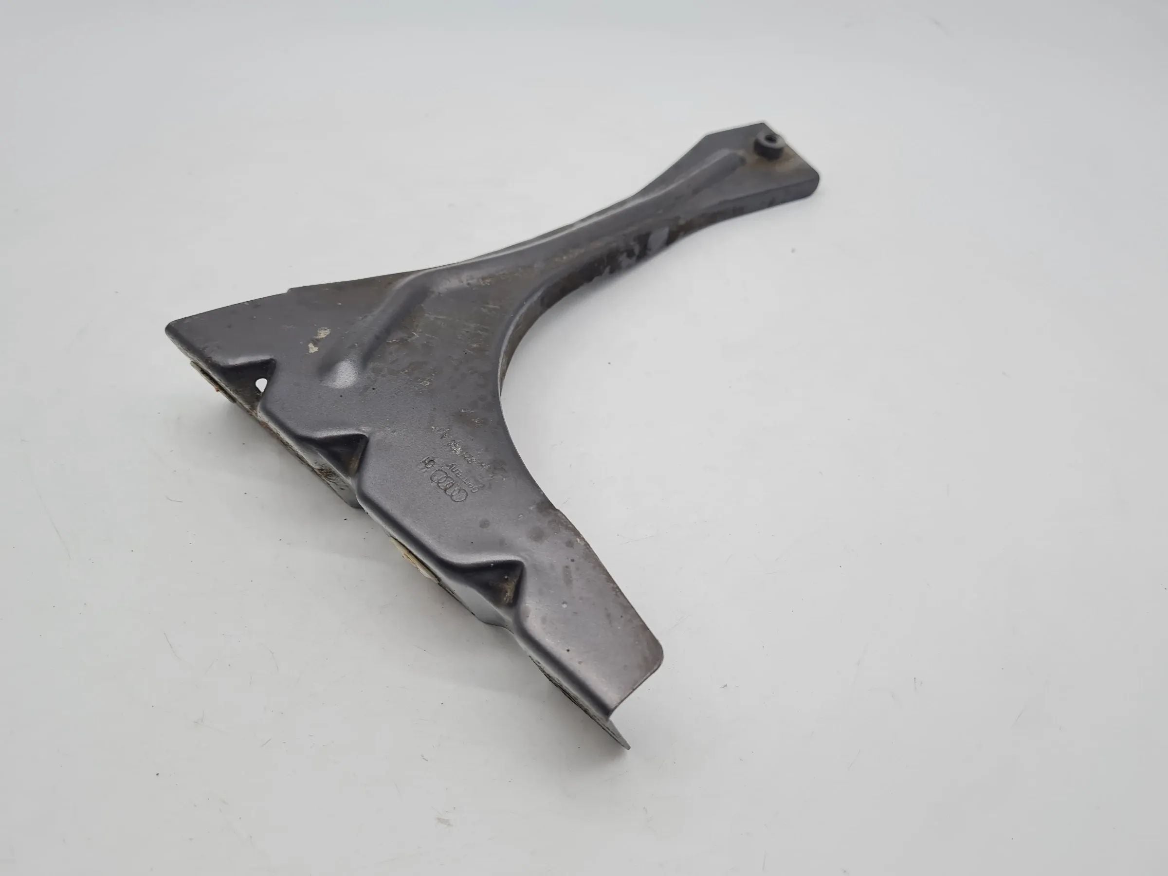 Original Audi A6 (4B2/4B4) Halterung Kotflügel Rechts Vorne 4B0821136A