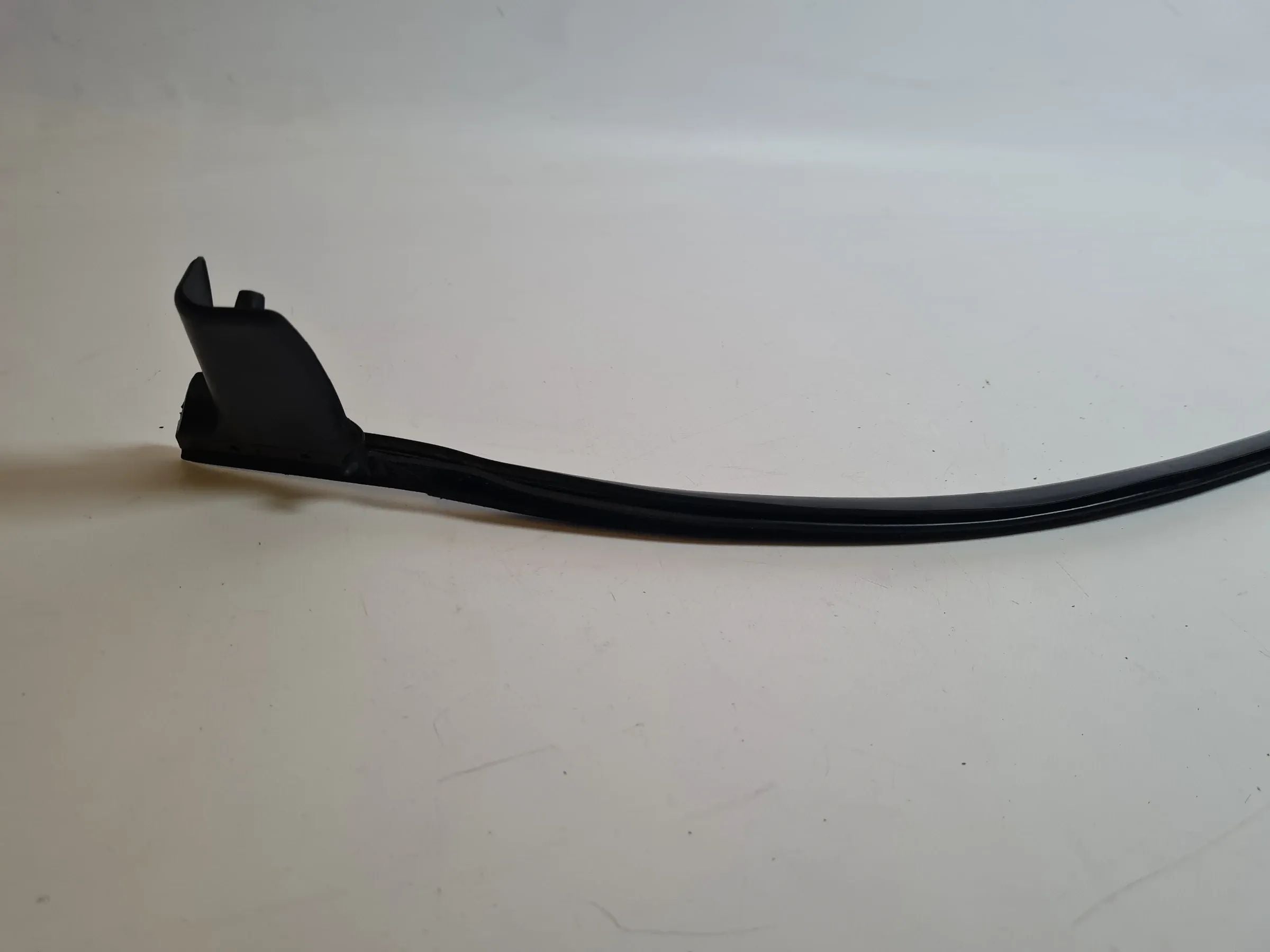 Seat Ibiza IV (6J5/6P1) Fensterschachtabdichtung Rechts 6J4837478
