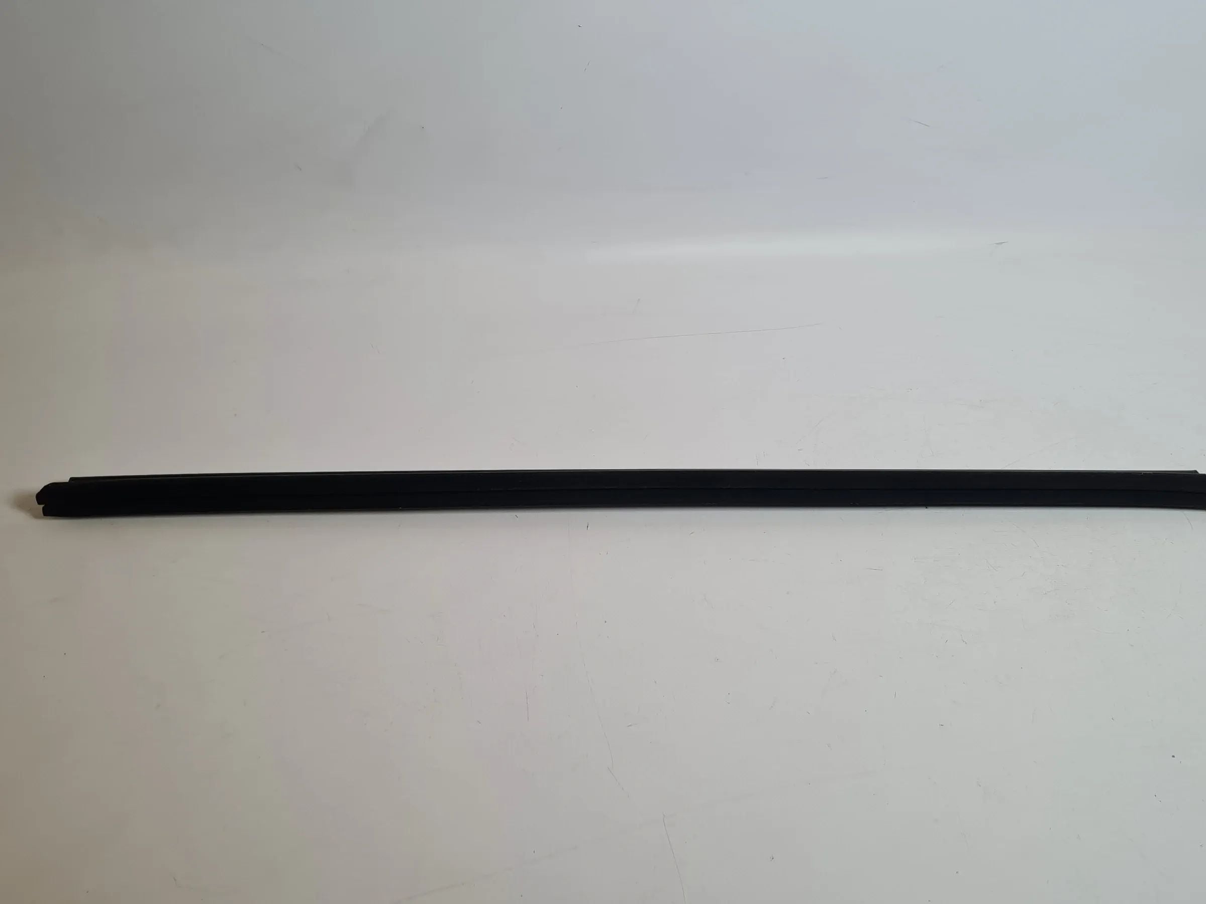 Original Seat Ibiza IV (6J5/6P1) Fensterschachtabdichtung L/R Vorne 6J4839471