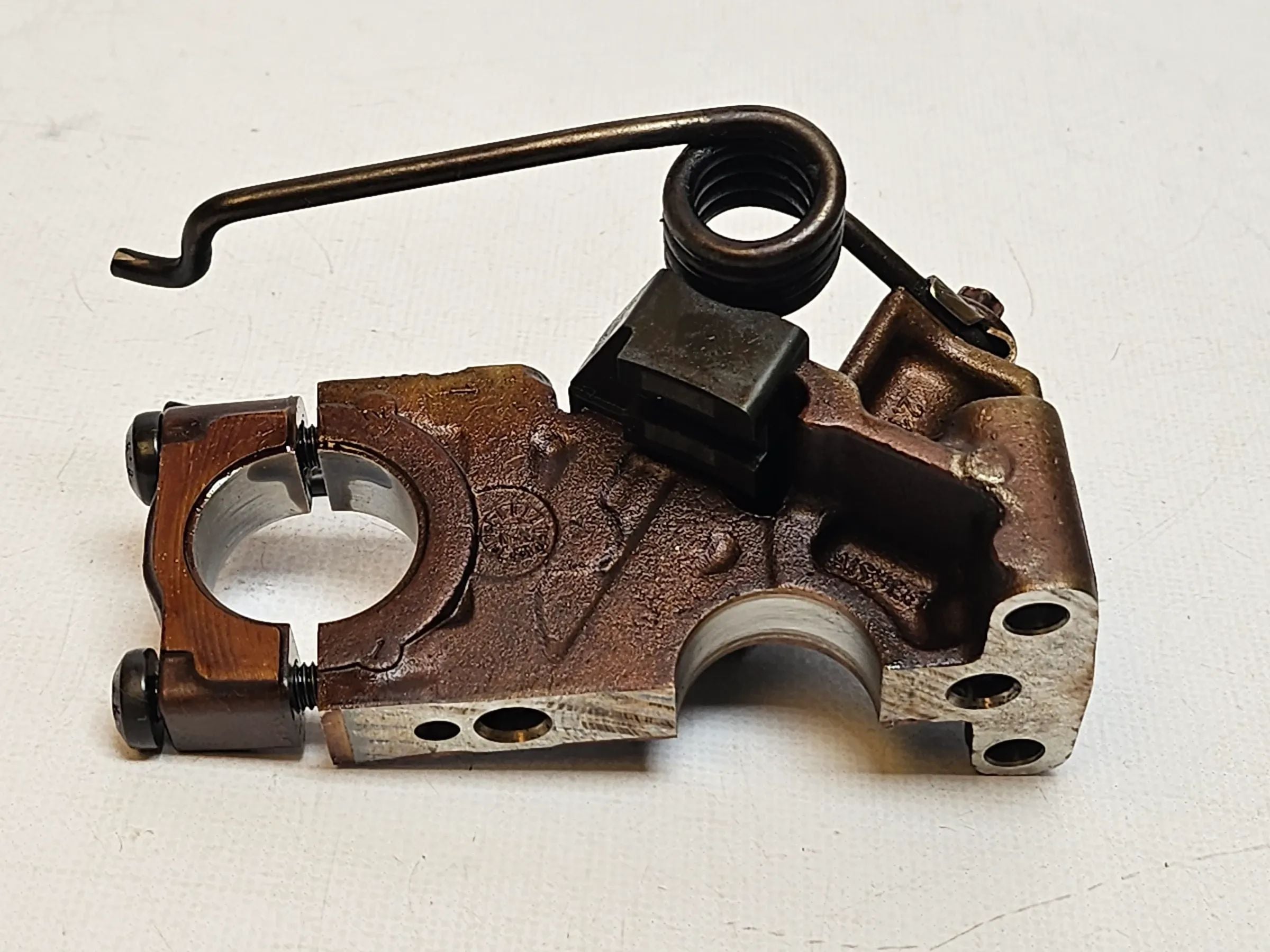 BMW F20/F21  -N13B16 1,6L - Mini R57 R56 R60 R58 Nockenwelle Lager Bock 6