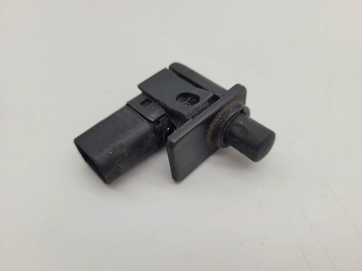BMW 3er E36 Haubenkontaktschalter Motorhaube 8352229  (Original)
