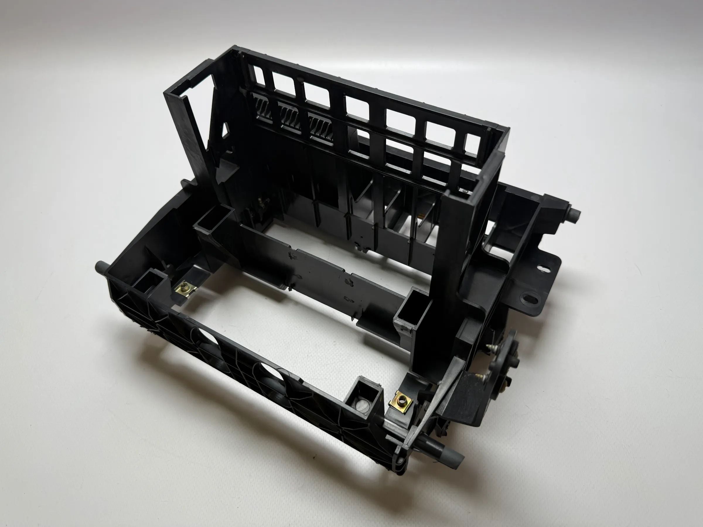 Original Audi A4 S4 B5 Mittelkonsole Radioschacht  8D0857007G