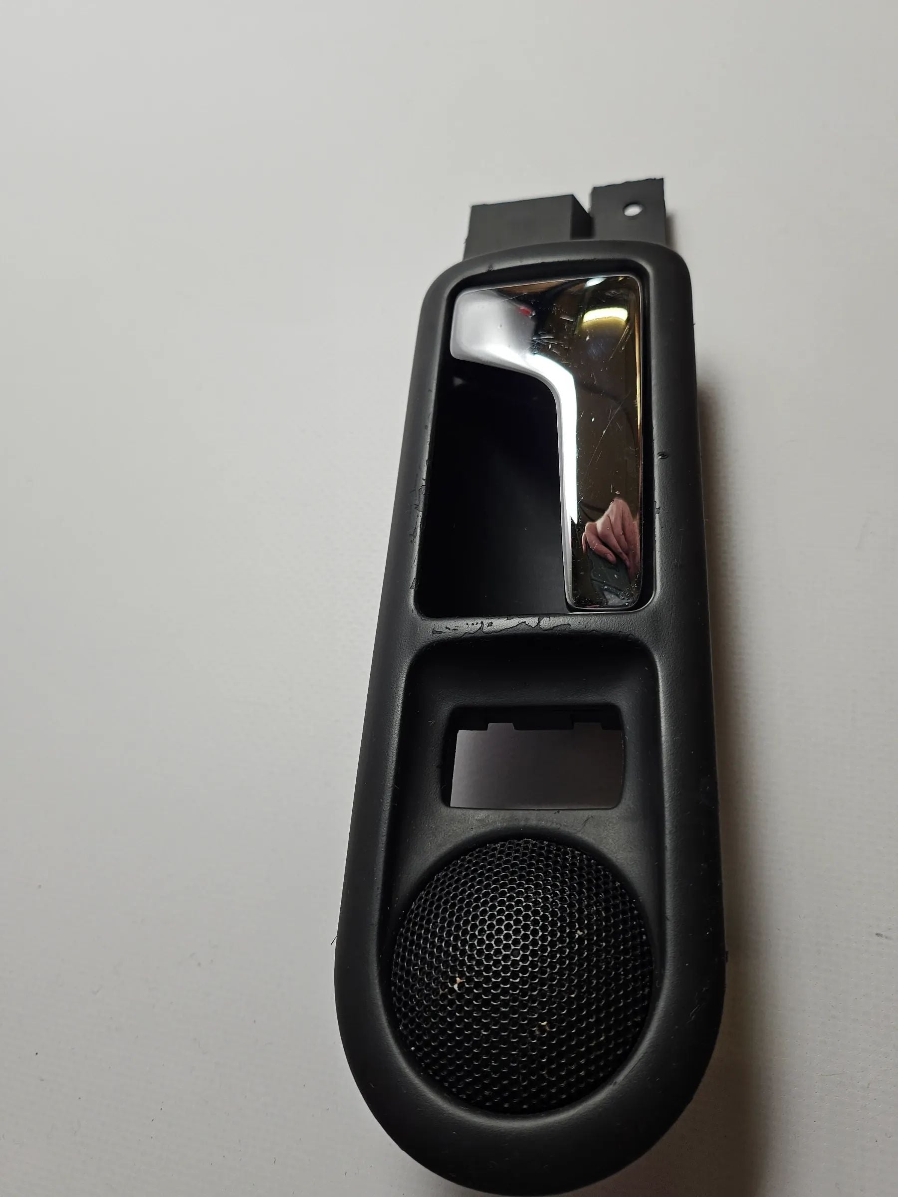 Original VW Golf 4 Bj.,00 Door handle rear right 3B0839114 