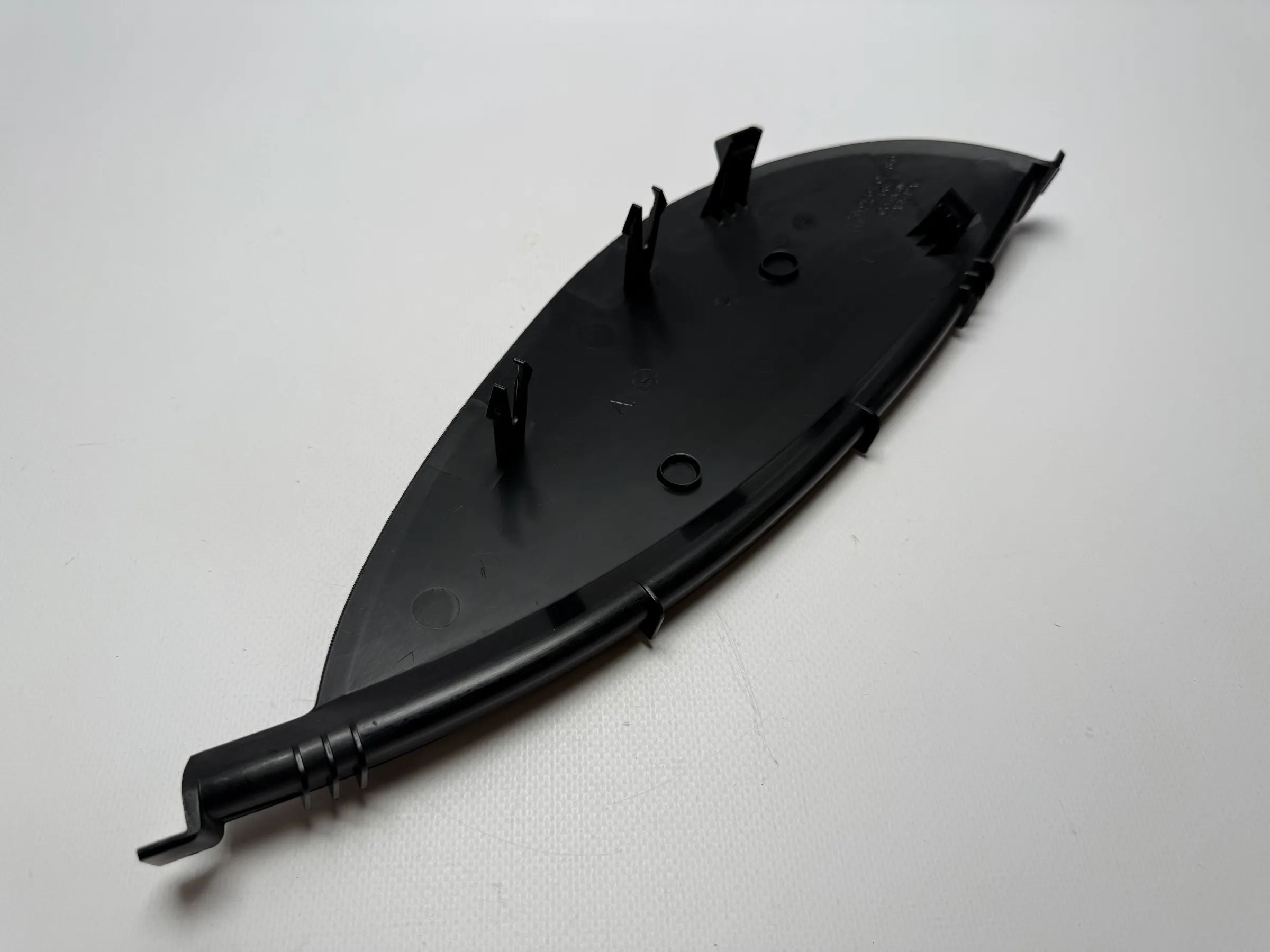 Оригинальная накладка панели приборов BMW 3 серии E90 E91 320D LCI 51457077819