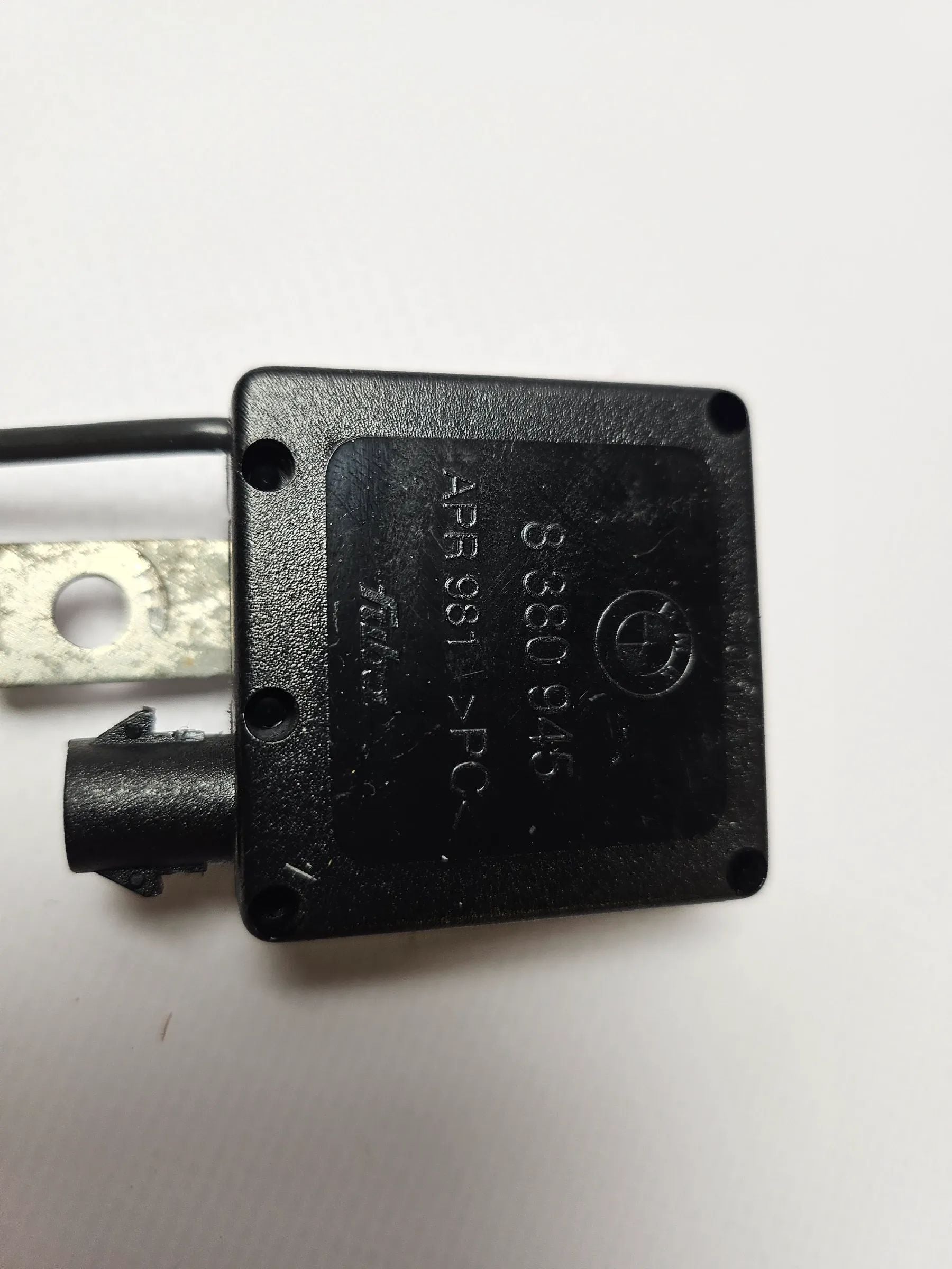 Orijinal BMW E39 X5 E53 Anten Güçlendirici Parazit Filtresi 8380945