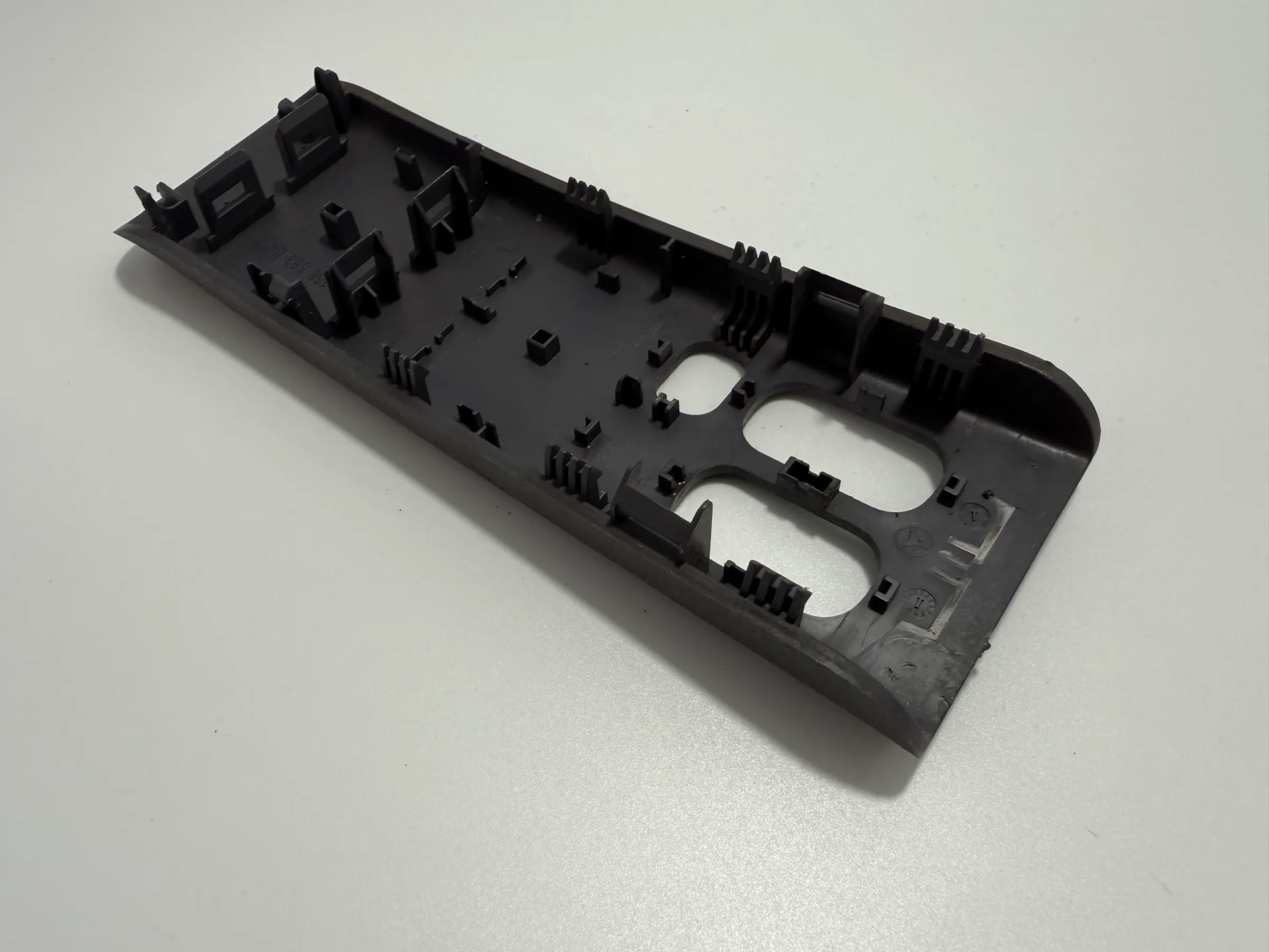 Original Mercedes-Benz A-Class 140 168 cover switch door left A1686830408 