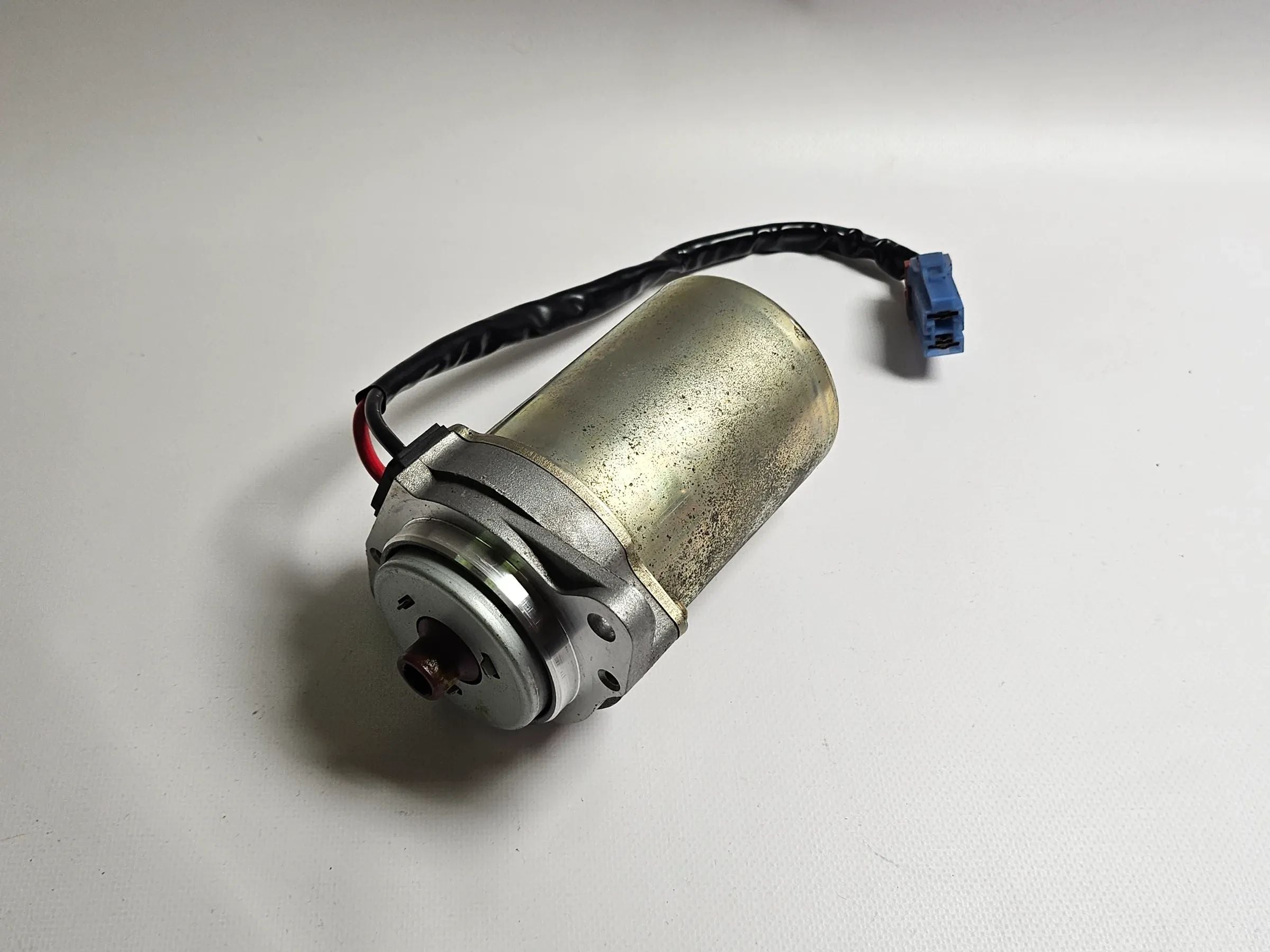 Opel Corsa C Assistance Direction Servodirection Servomoteur 09115125 9156064EA 001407140