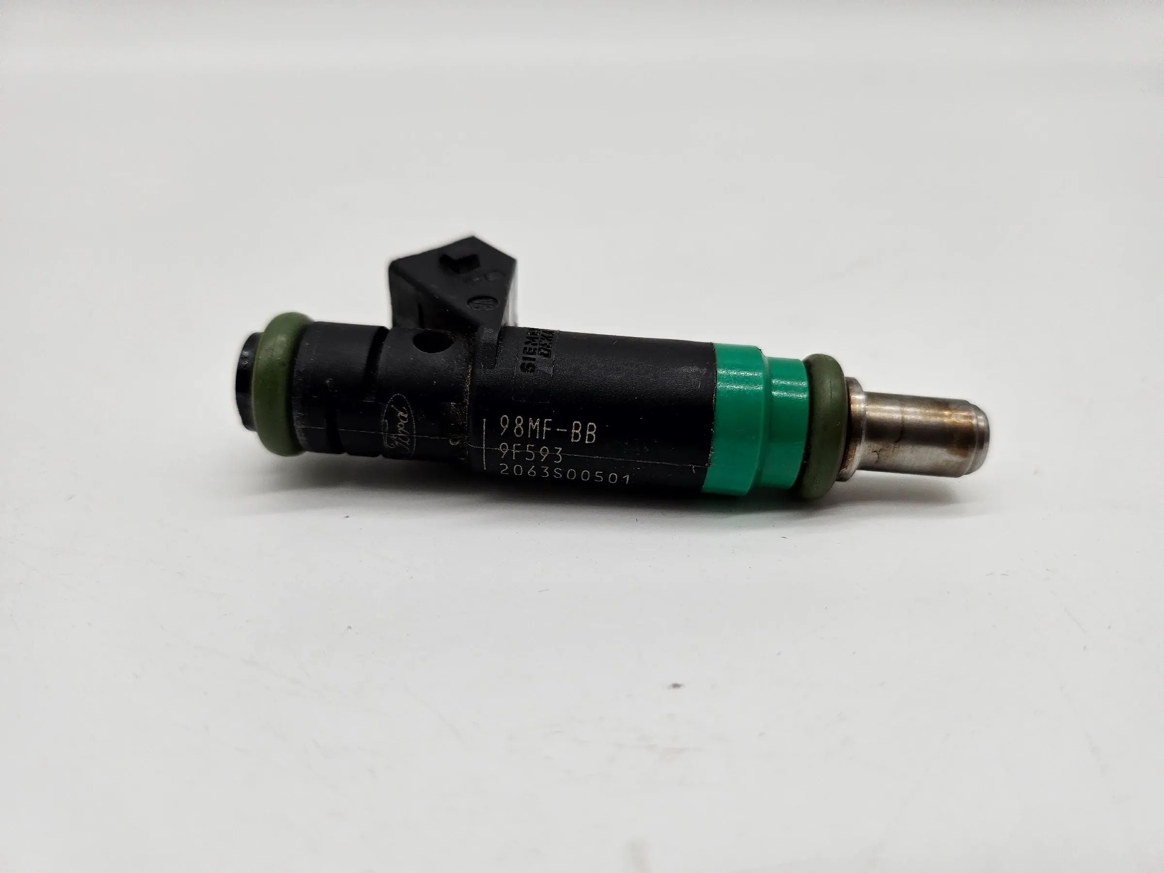 Injecteur d'origine Ford Fiesta Fusion & Mazda 2 DY 98MF-BB 9F593