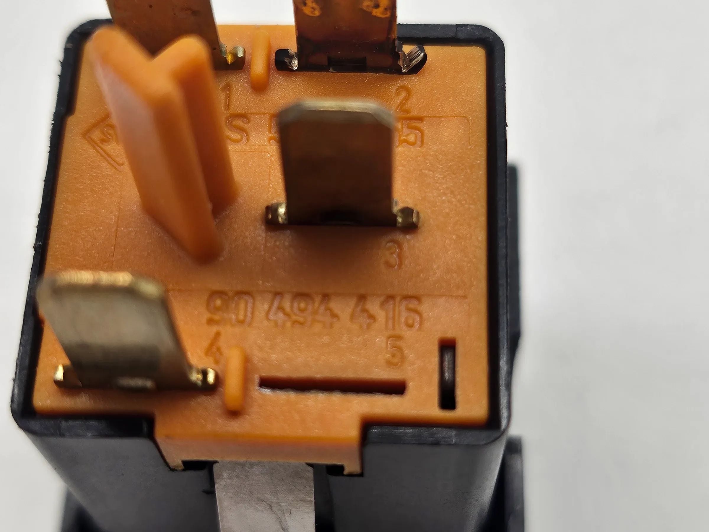 Original Opel Omega Interrupteur Chauffage Siège 90494416