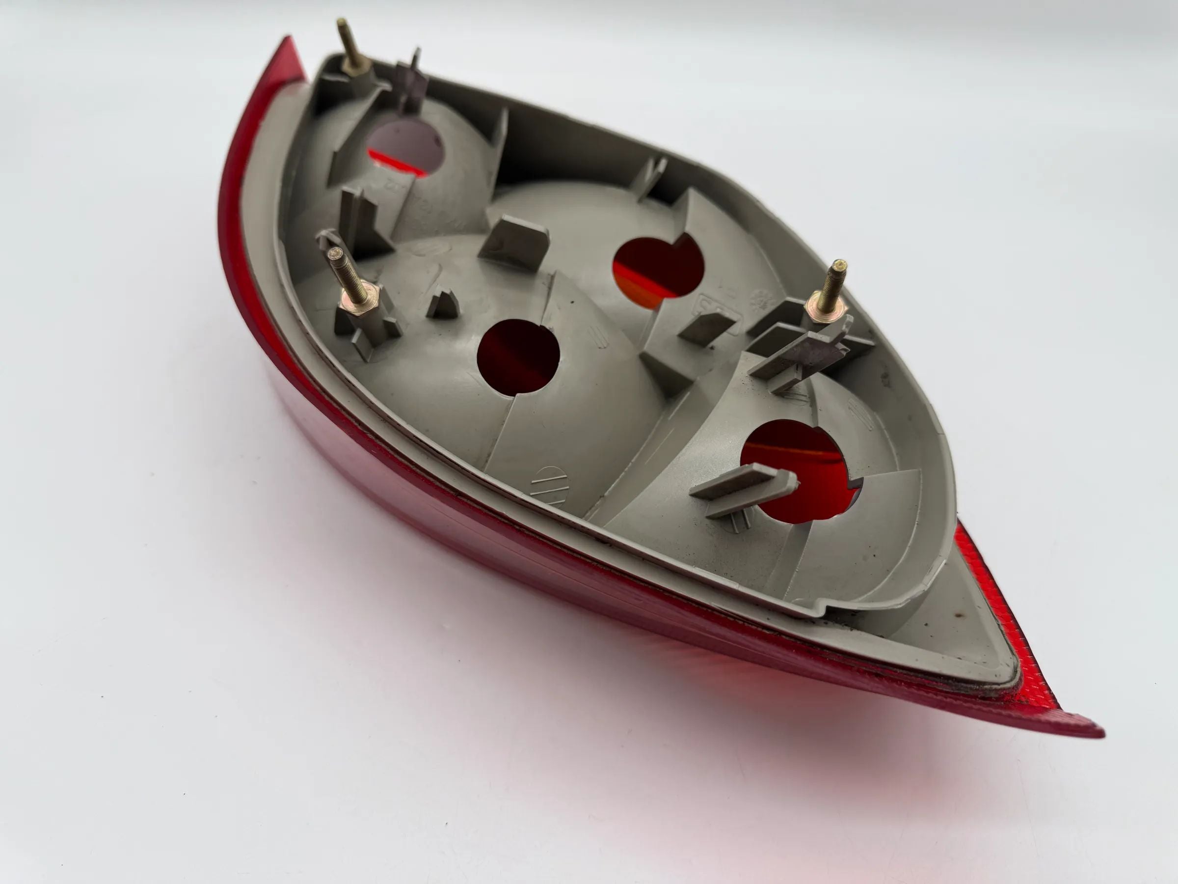 Ford KA RBT rear light tail light right R1 393666 / 97KG13A602 