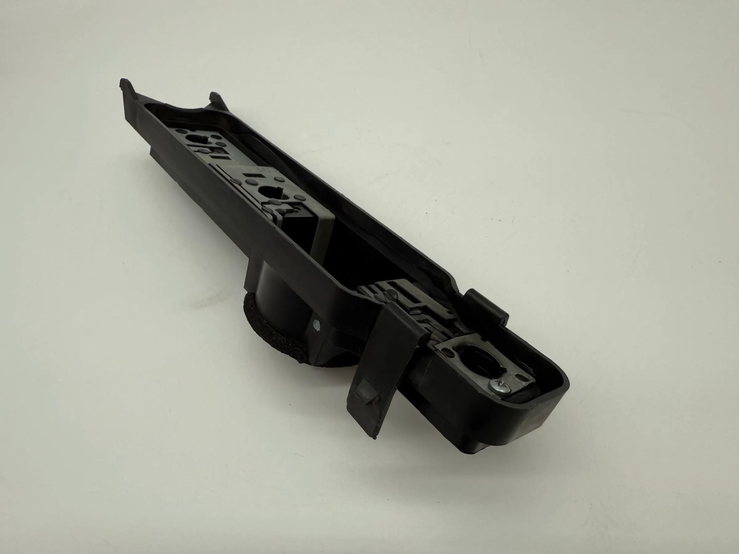 Support de lampe Ford Focus Feu arrière gauche XS4X13N004C