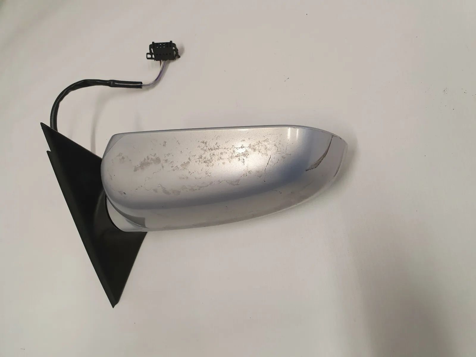 VW Passat 3BG exterior mirror outside left 3B0857933B LA5E silver K13