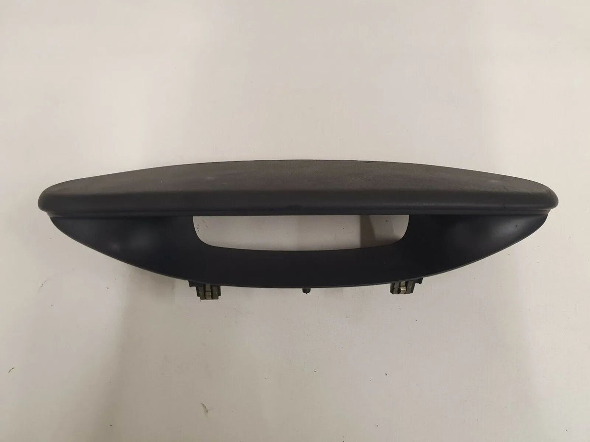 อะไหล่แท้ Renault Laguna II ฝาครอบแผงหน้าจอแสดงผลนาฬิกา 8200025909 K18