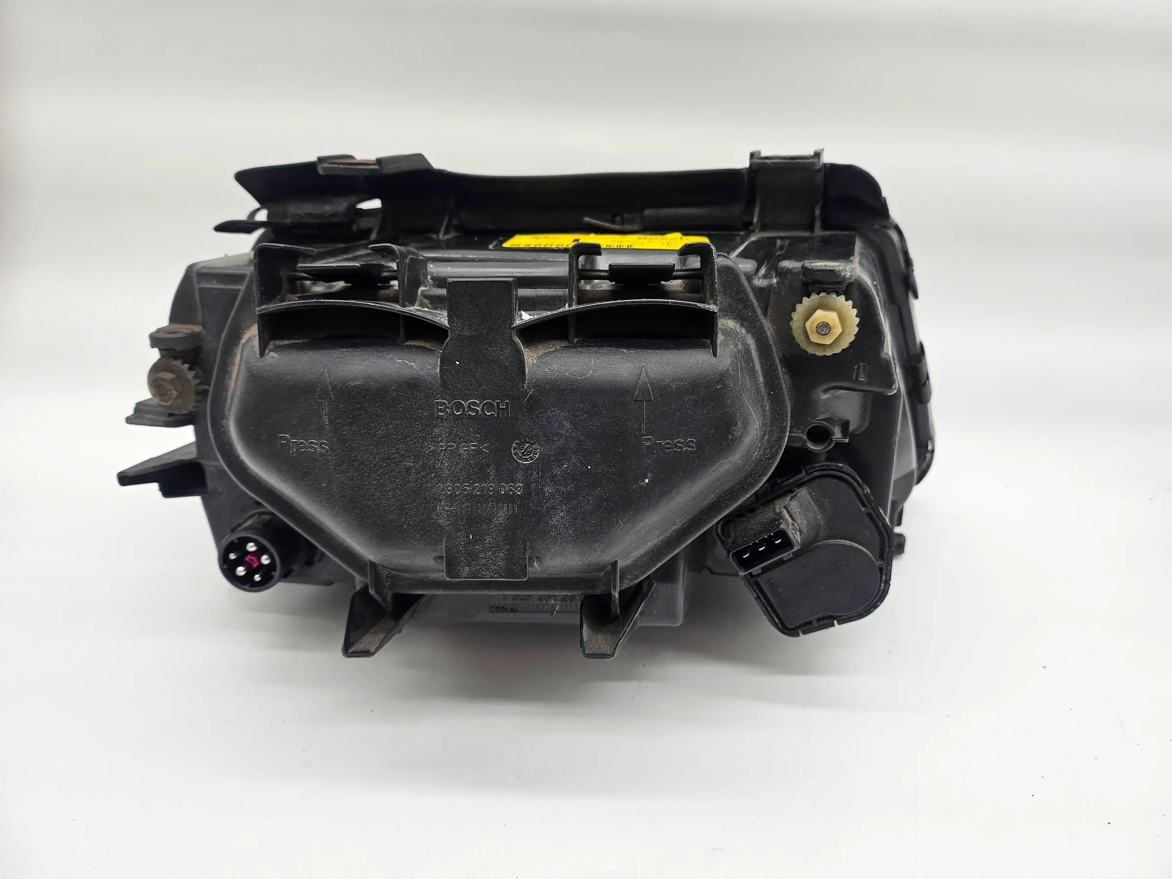 Phare avant gauche 8D0941003E / 0301094201 Audi A4 8D an 98