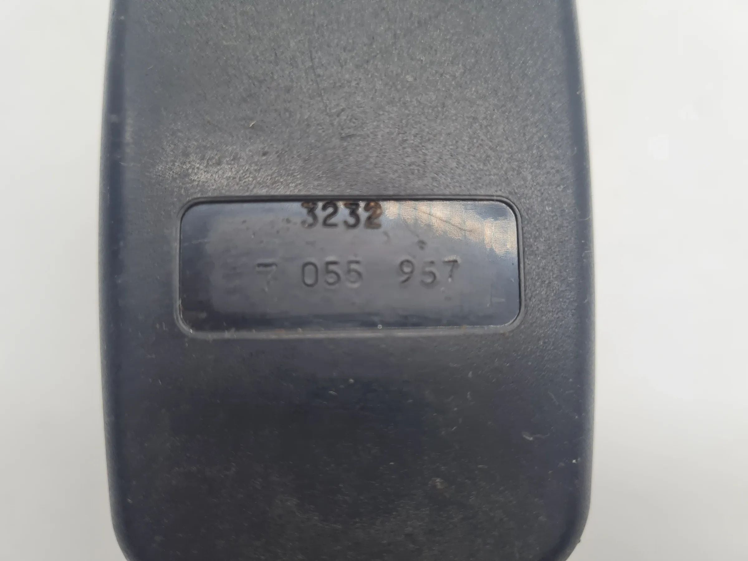 Original Mini One (R50/R53) Doppelgurtschloss Hinten Mitte 7055957