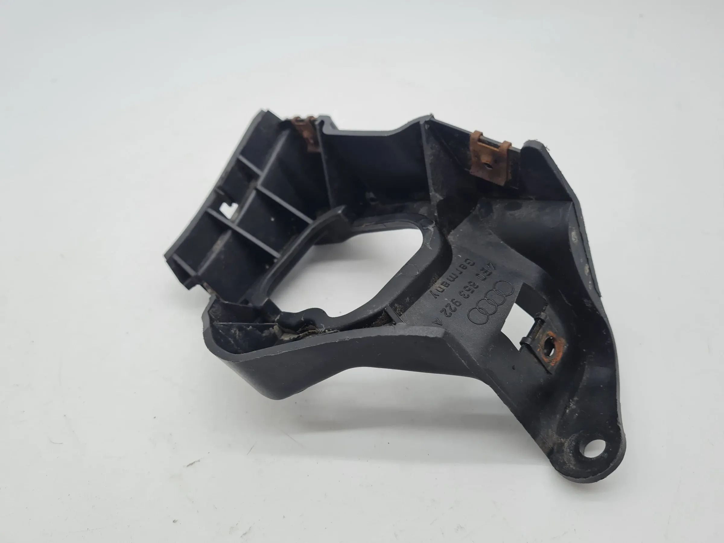 Original Audi A6 (4B2/4B4) Halter Seitenschweller Rechts Vorne 4B0853922A