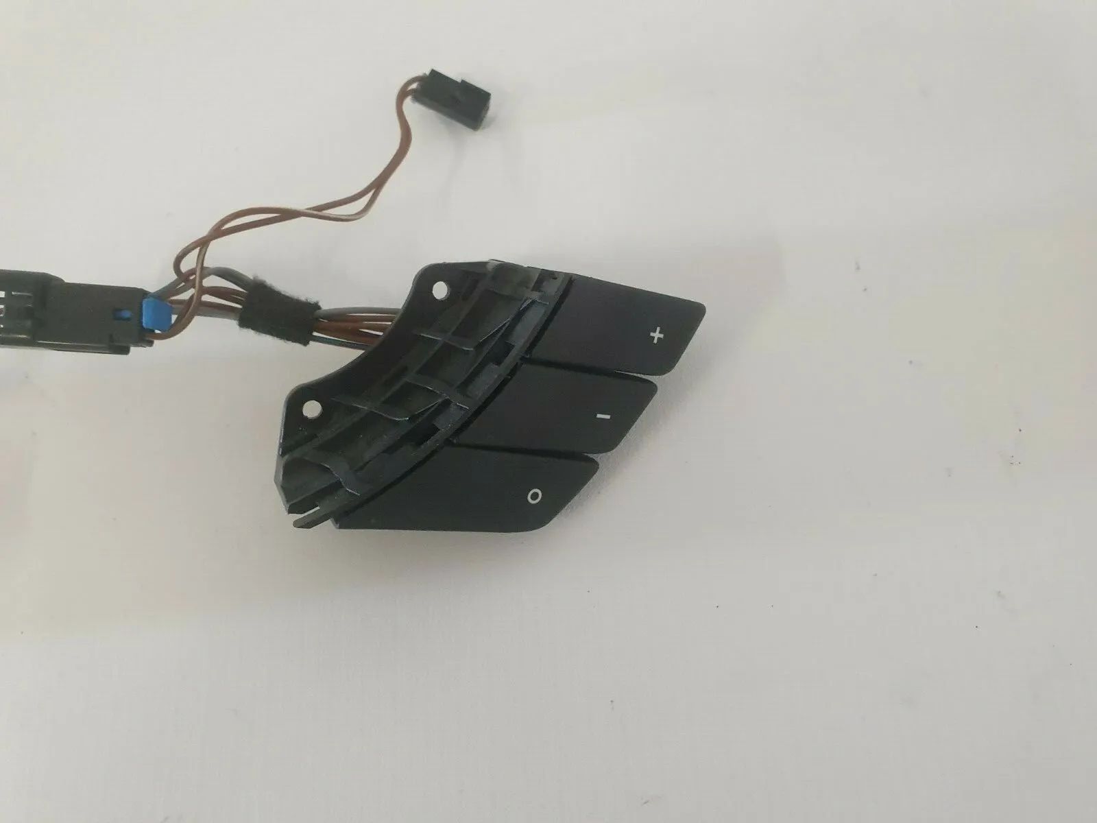 Opel Meriva A Tigra B Combo C Corsa C Cache volant Boutons multifonctions 09185419