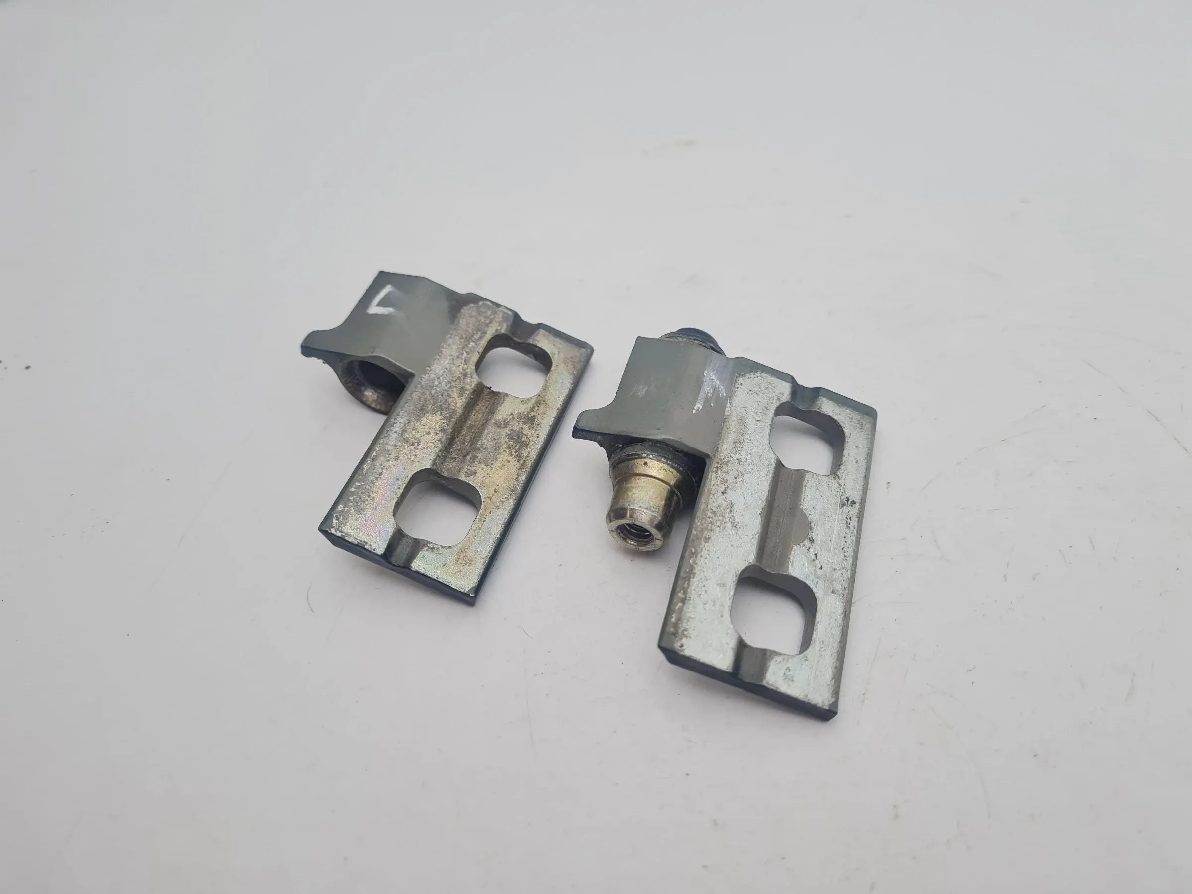 Original Mini One (R50/R53) Set Türscharnier Scharnier Links Oben & Unten