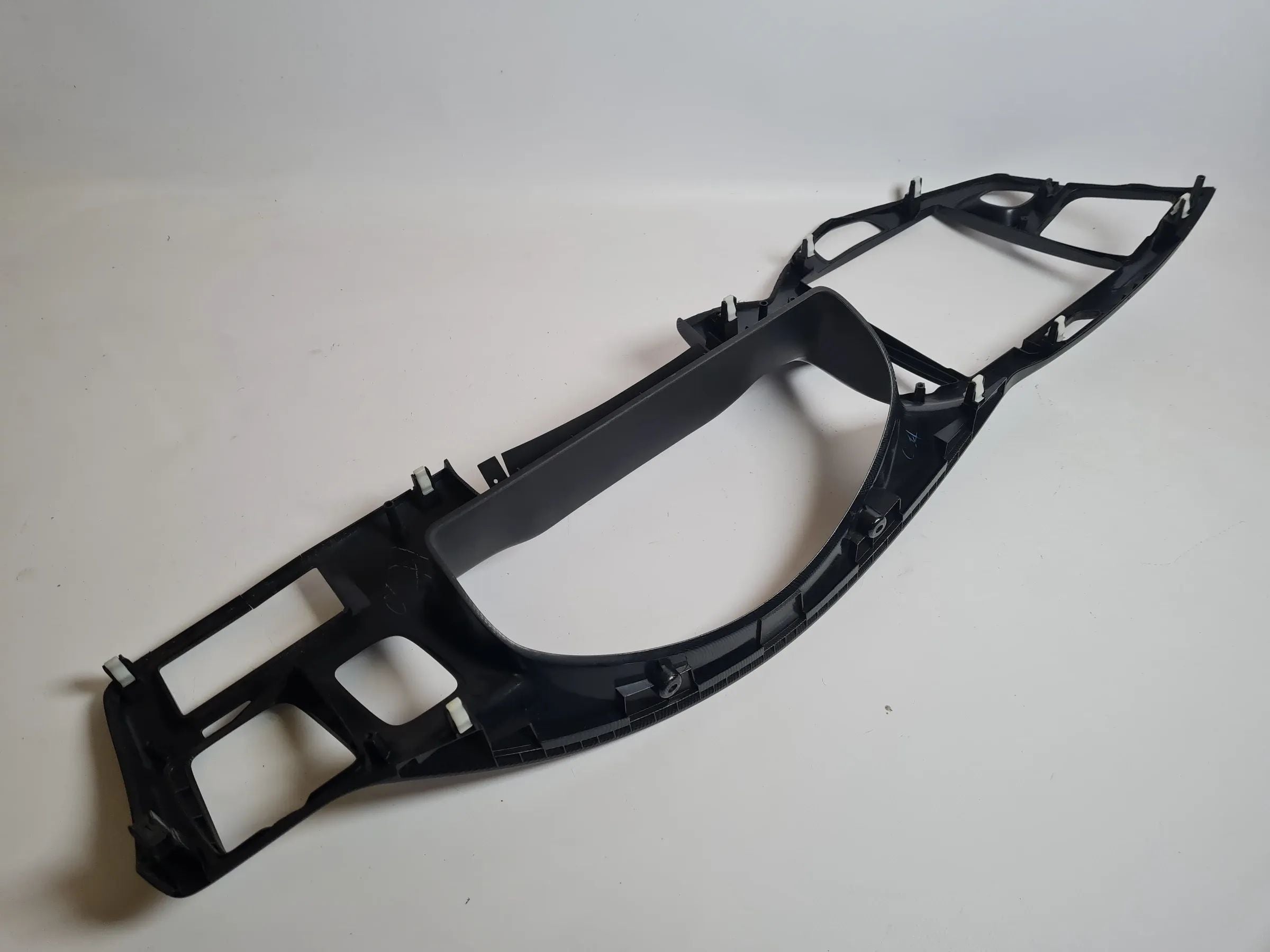 Original Mazda MPV II (LW) Armaturenbrett Verkleidung Blende LC62G0421