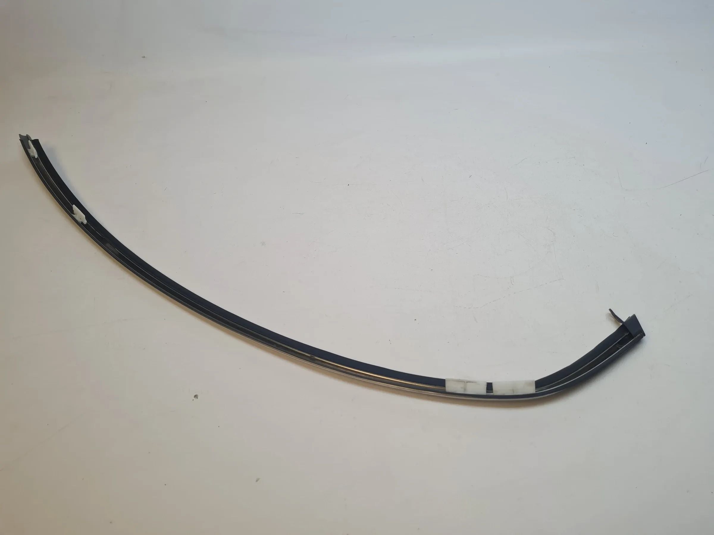 Original Mini One (R50/R53) Dichtung Windschutzscheibe Vorne Rechts 7051528