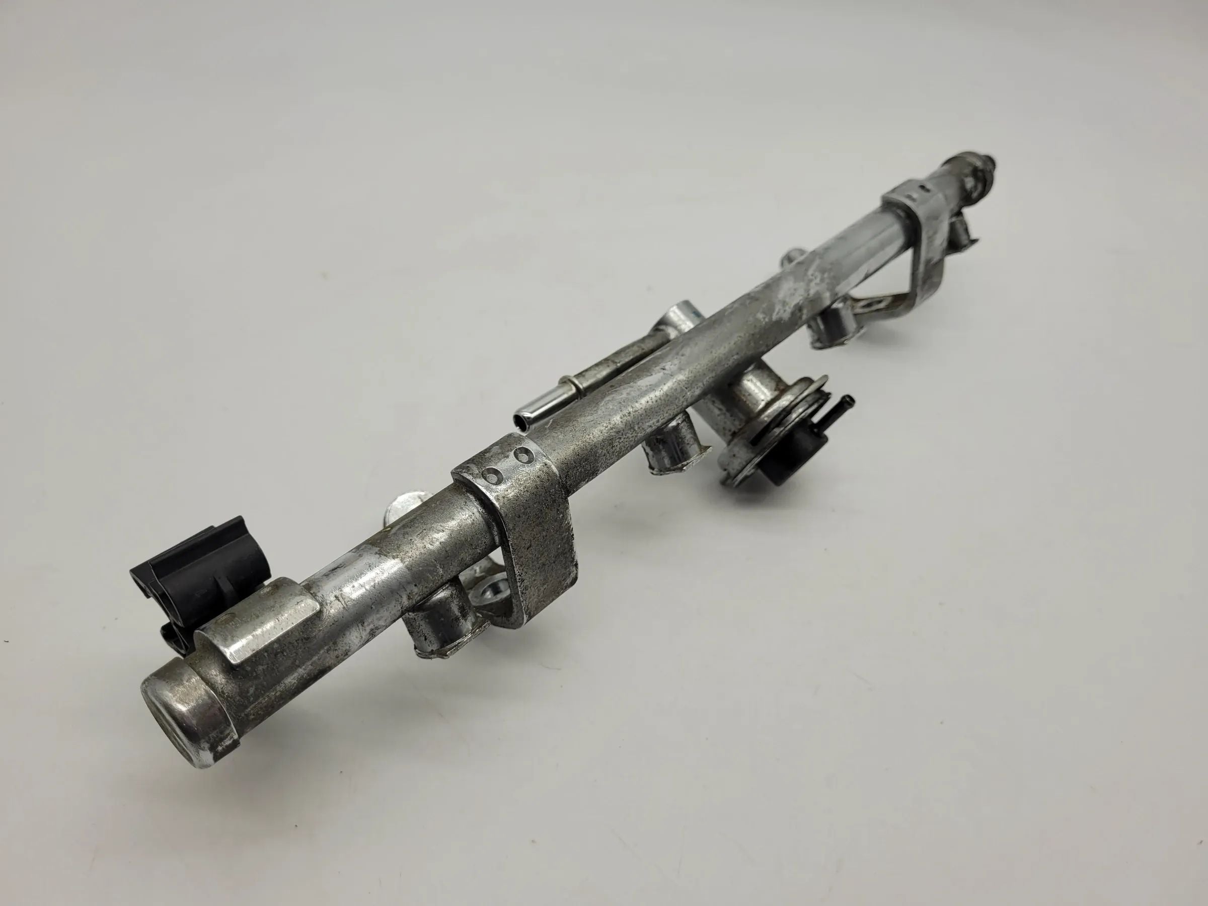 Original Mini One (R50/R53) 1.6 Kraftstoffverteiler Einspritzleiste 7550166