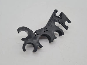 Original Audi A6 (4B2/4B4) Halter Halterung Sicherungsträger 4B0971845