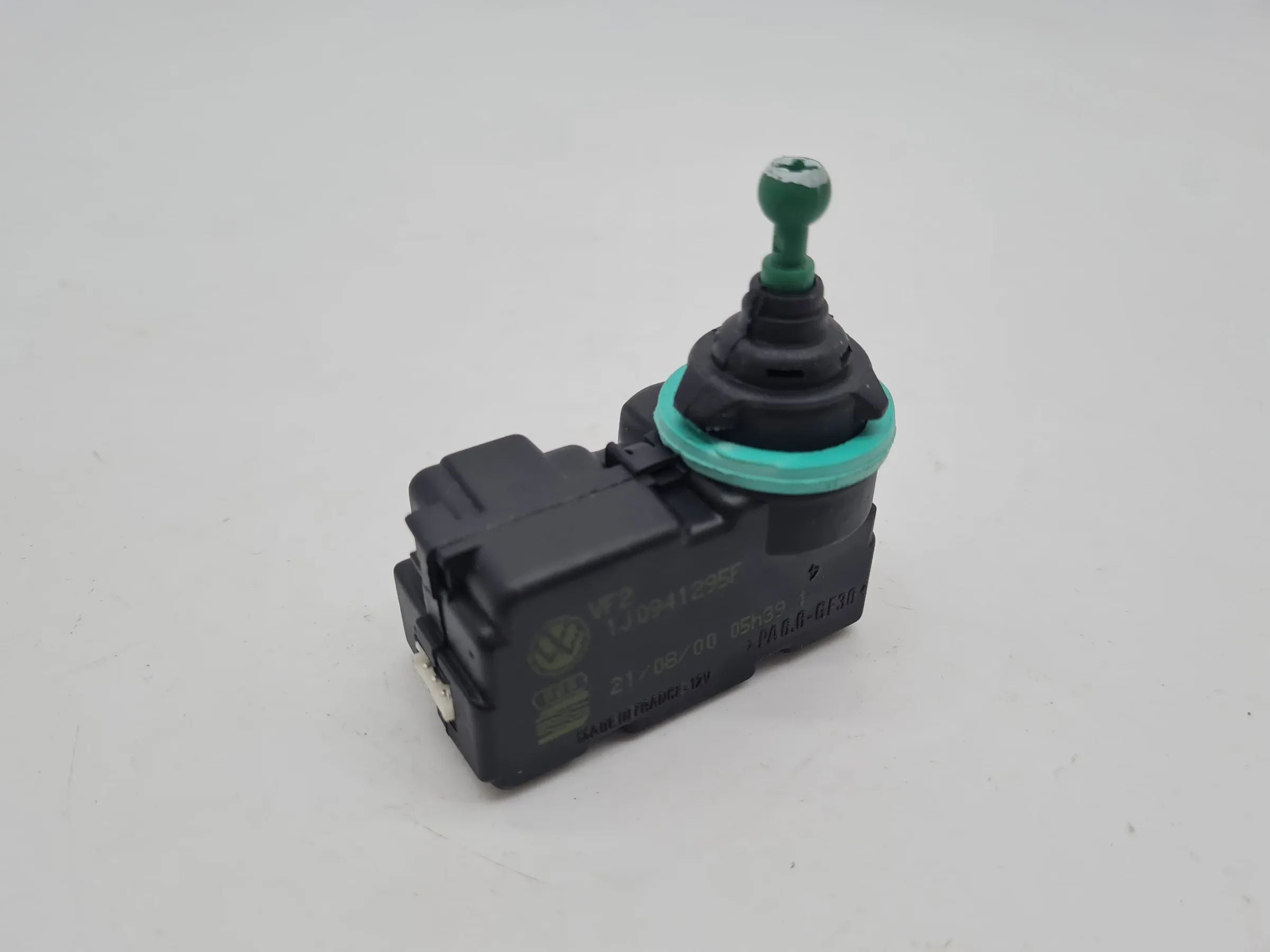 Original VW Golf IV / Passat B5 Scheinwerfer Stellmotor LWR L/R 1J0941295F