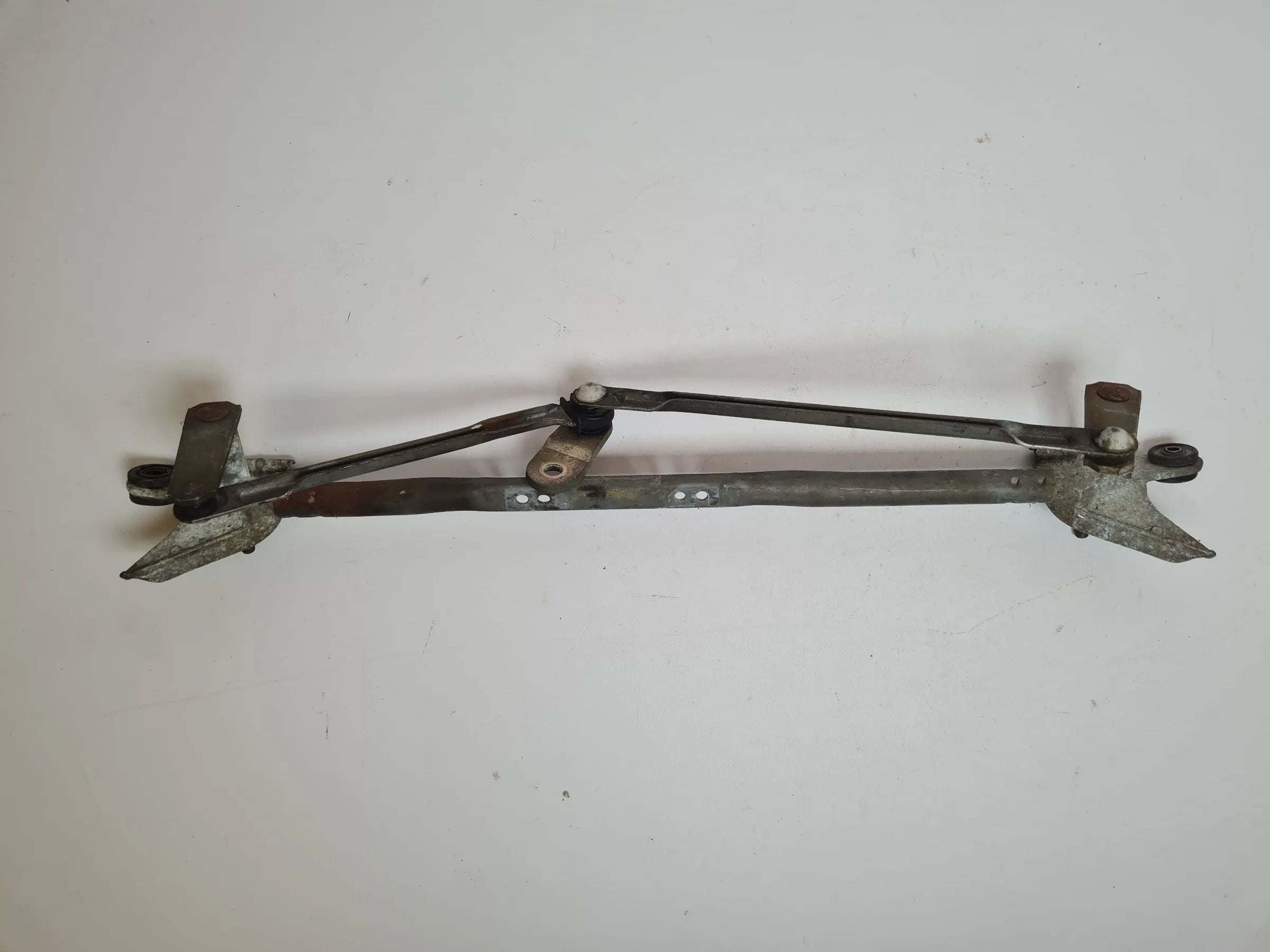 Original Mazda 6 (GG) Wischergestänge Vorne (849200-2390) / GJ6A