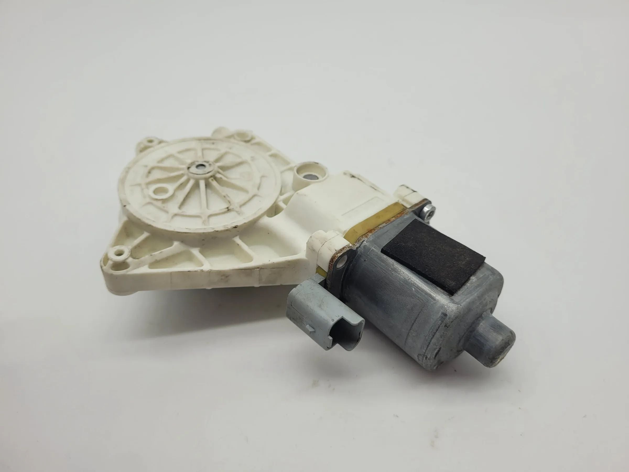 Original Nissan Micra III 3 (K12) Fensterhebermotor Links Vorne 0130822202