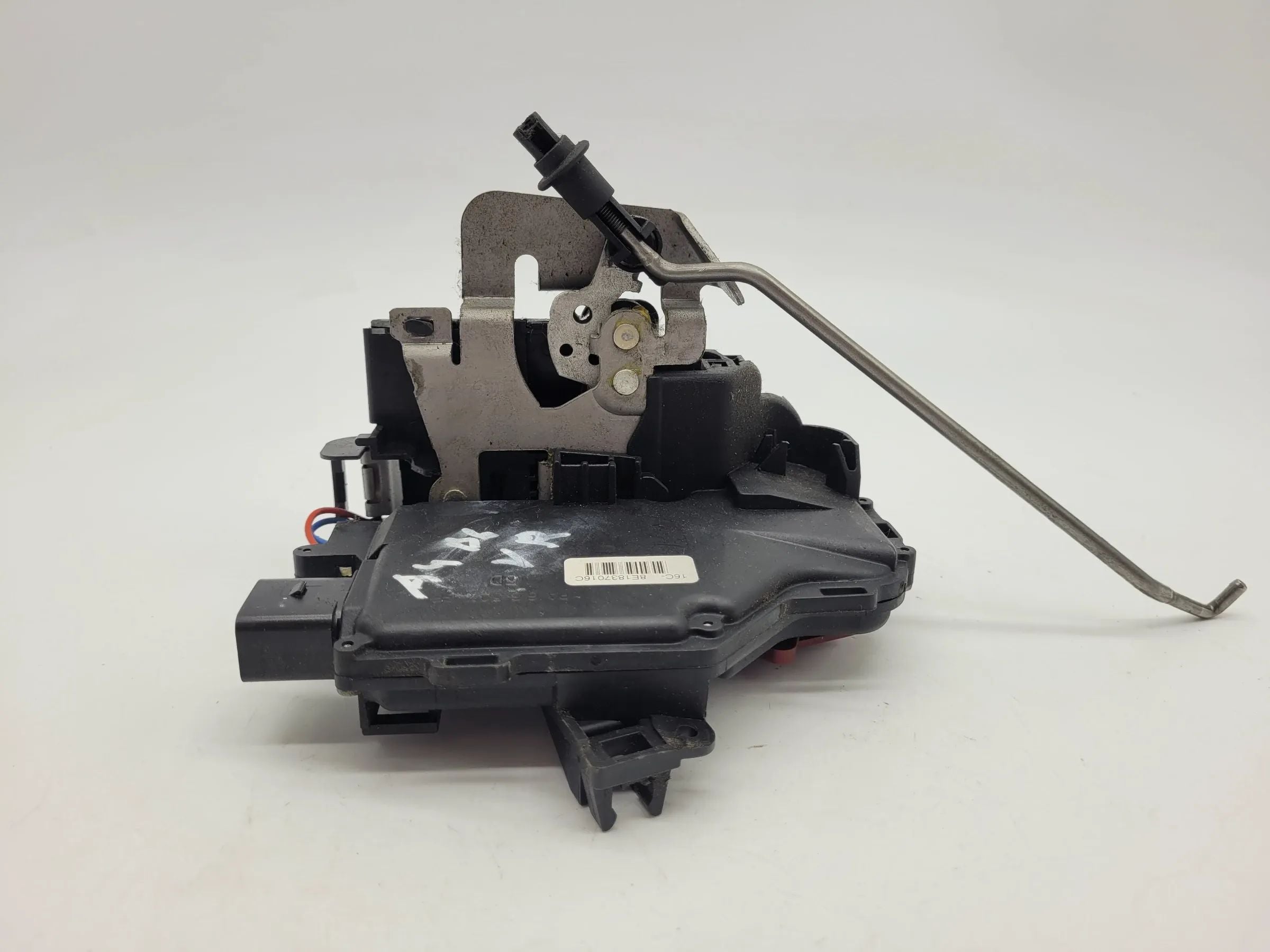 Original Audi A4 (8E/B6/B7) Türschloss/Verriegelung Rechts Vorne 8E1837016C