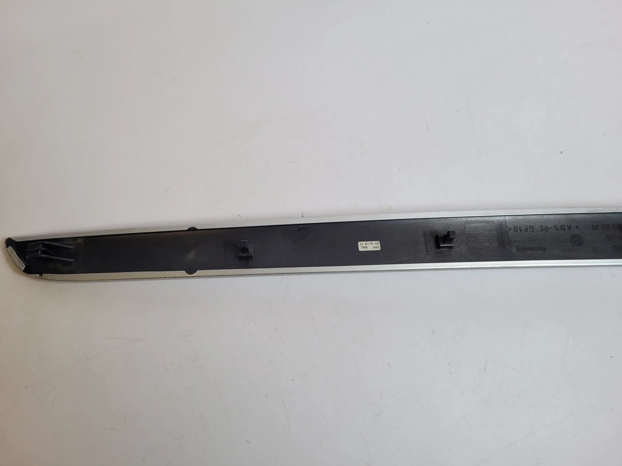 Original Audi A4 (S-Line) Dekorleiste Zierleiste Rechts Vorne 8E0867410