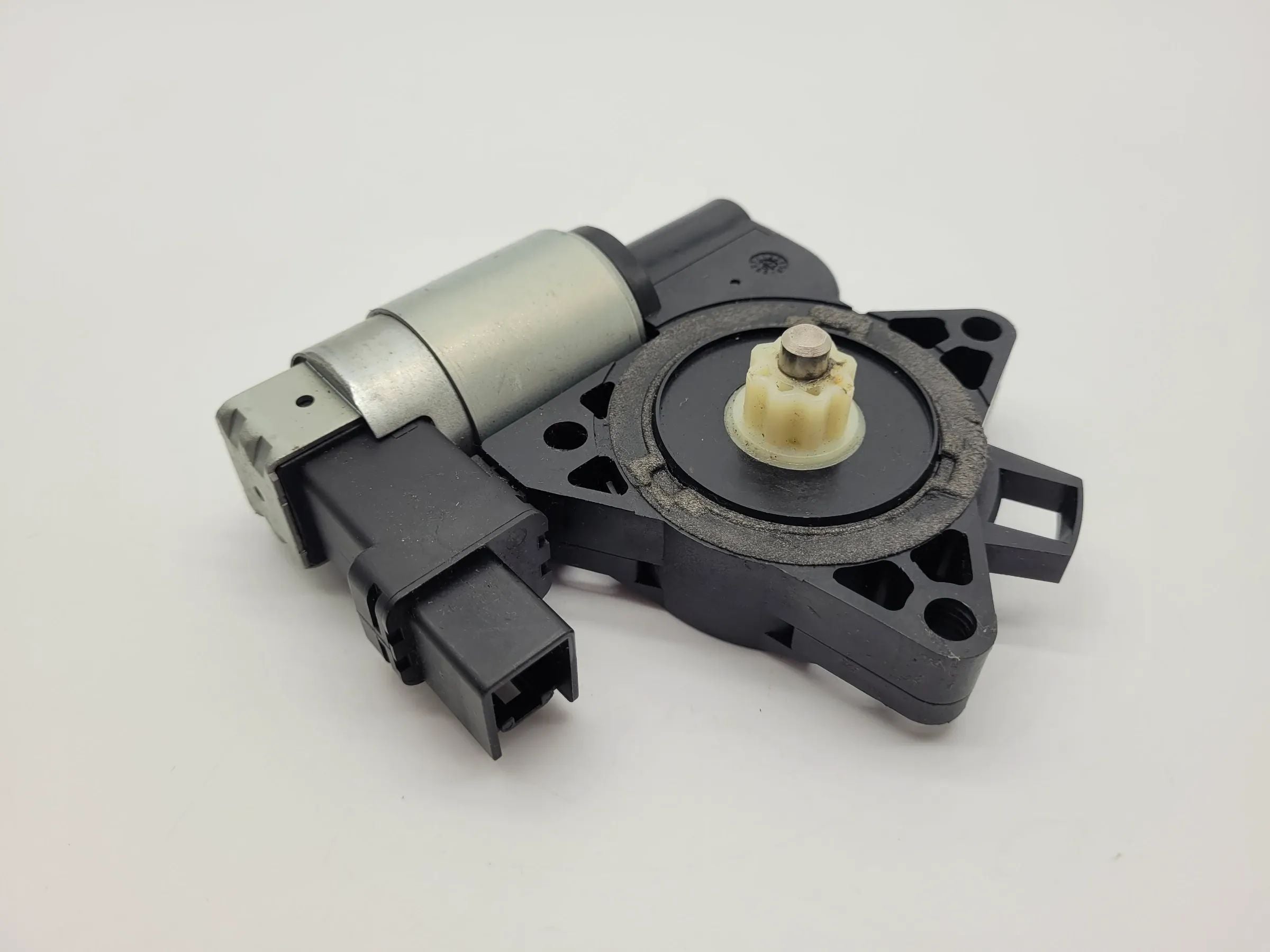 Original Mazda 6 (GG) Fensterheber Motor Antrieb Hinten Links CM011050