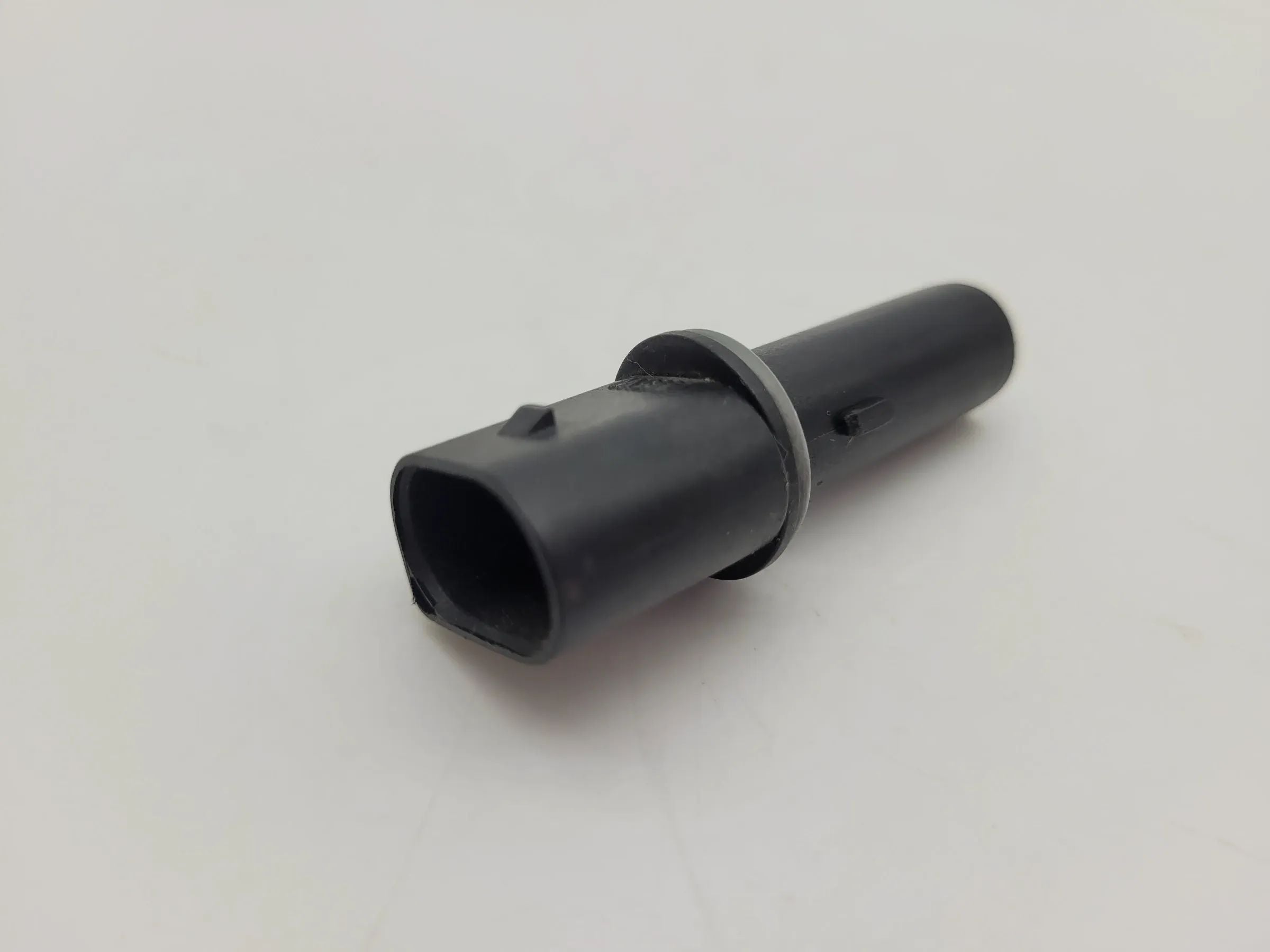 Original BMW 3er (E46) Lampenfassung Standlicht L/R 63.12-6 910 955 / 56