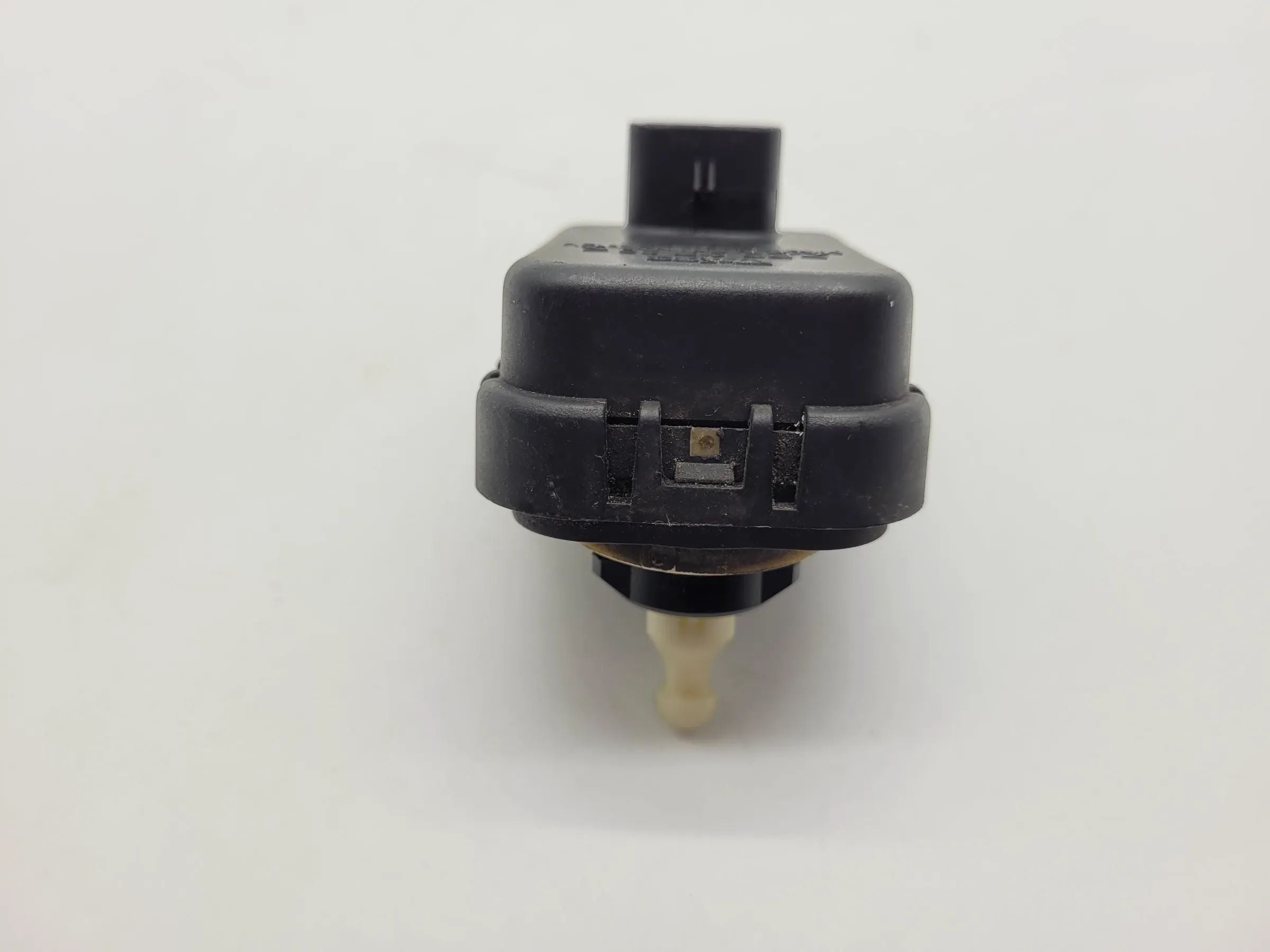 Opel Agila A (H00) Scheinwerfer Stellmotor LWR L/R 9194828