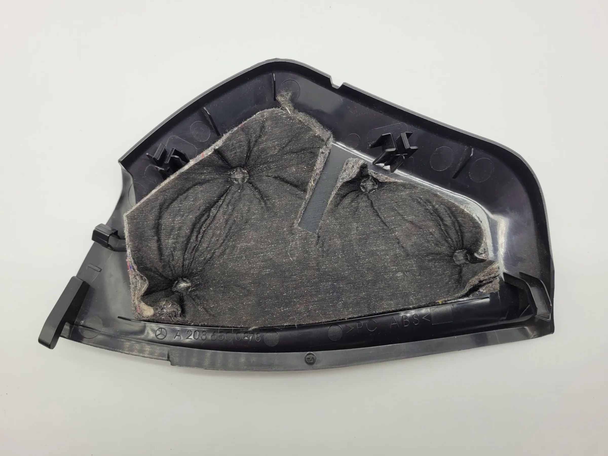 Original Mercedes-Benz C-Klasse Abdeckung Armaturenbrett Rechts A2036800878