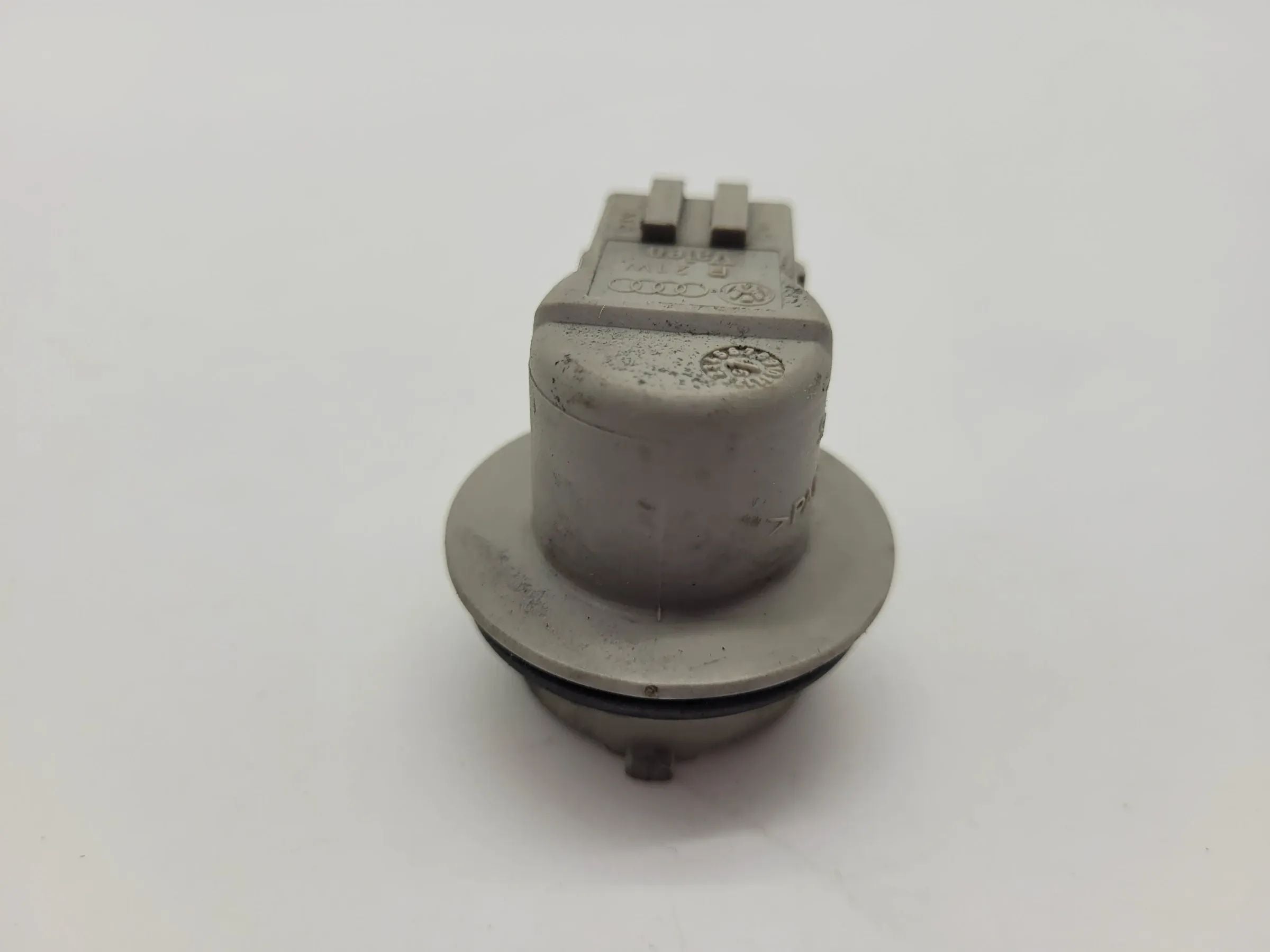 Original VW/Seat Ibiza II Cordoba / Polo Blinker Blinkerfassung (20.483.000.S)