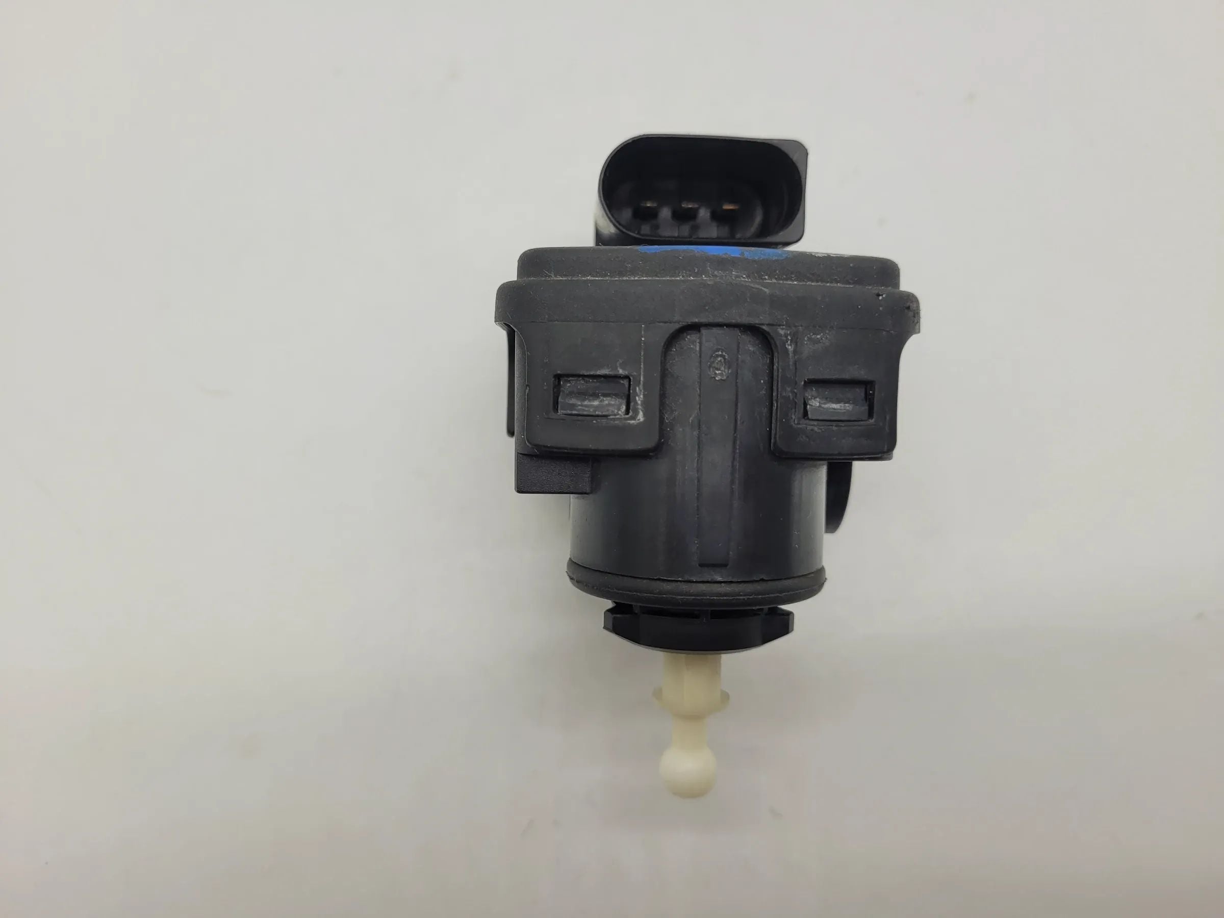 Original Audi A3 (8L1) Scheinwerfer Stellmotor LWR L/R 8L0941295