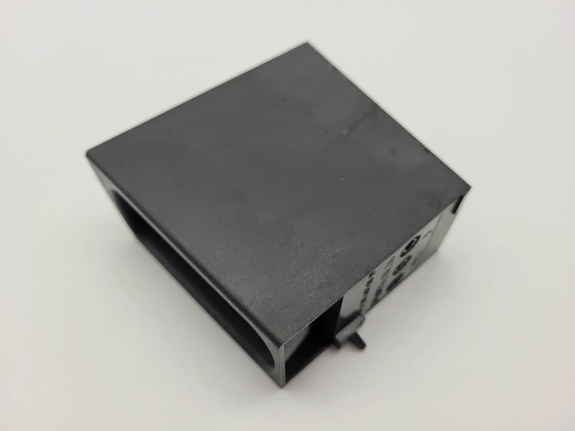 Original Mercedes-Benz C-Klasse (W203) Ablagefach Mittelkonsole A2036830019