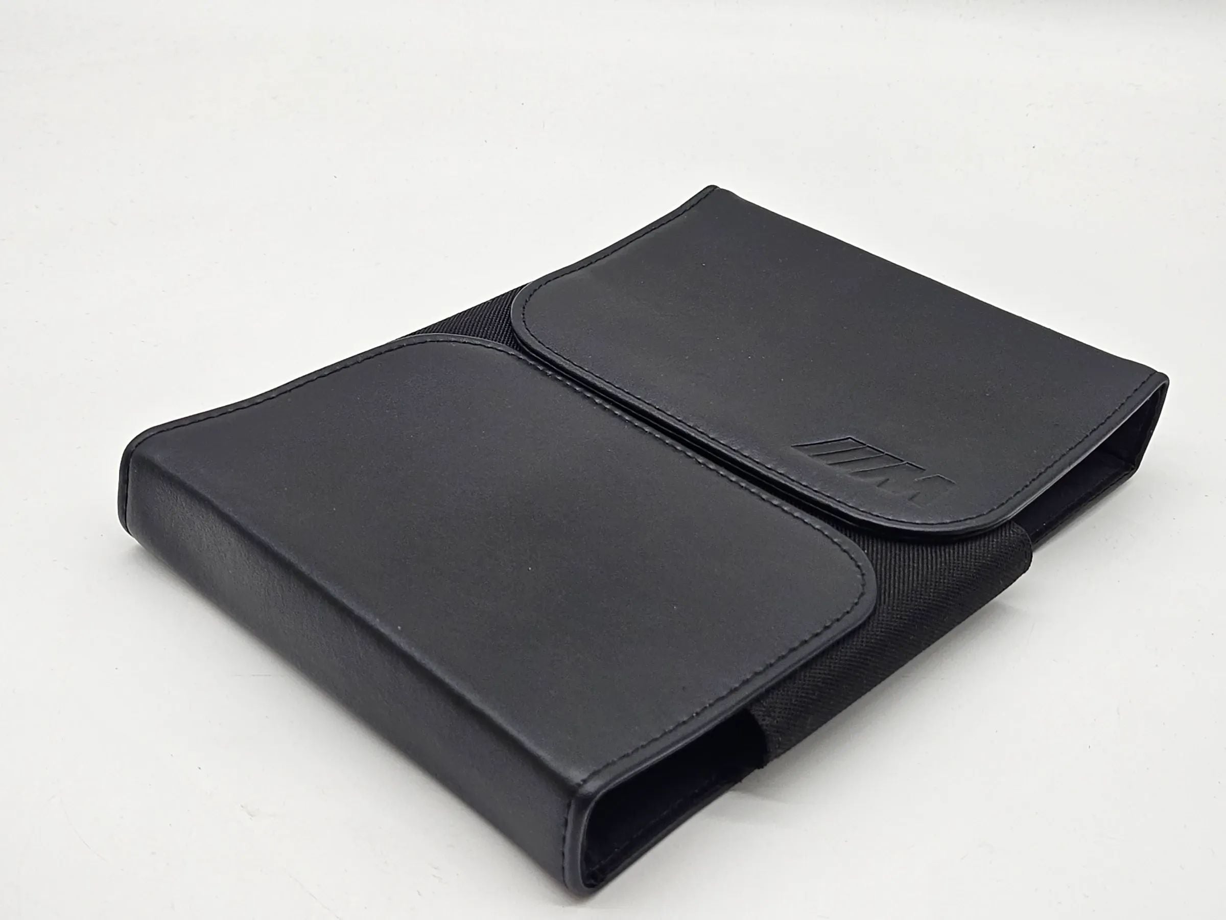 BMW M3 F80 , M4 F82   M-  Bordmappe Leder schwarz