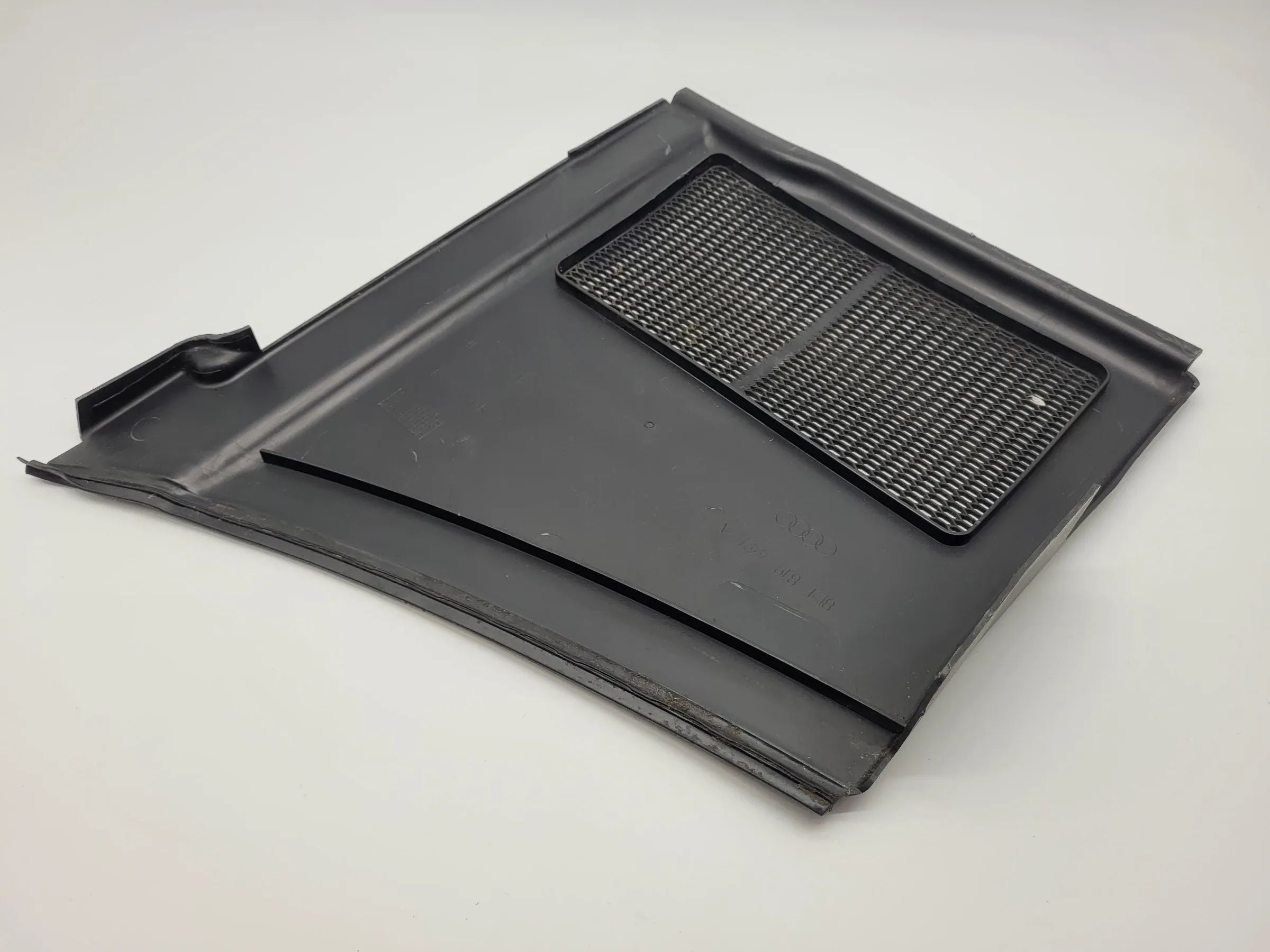 Original Audi A4 (8E/B6/B7) Pollenfilter Abdeckung Wasserkasten 8E1819447A