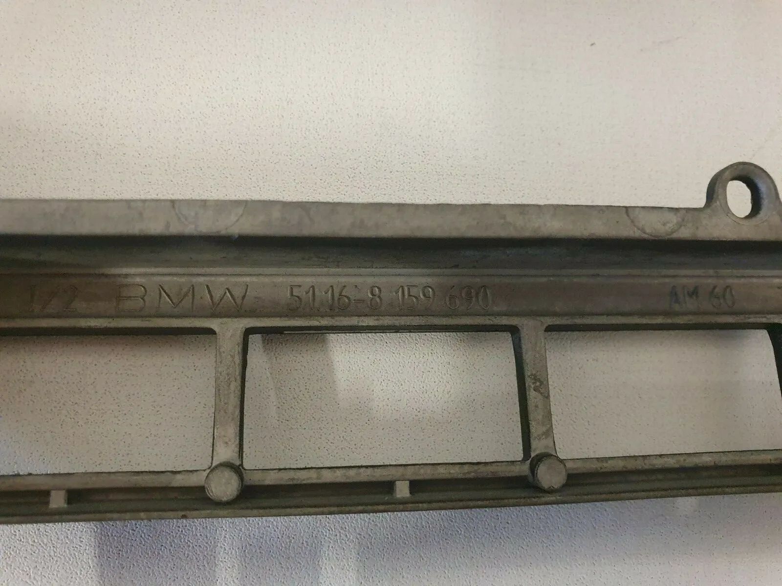 Trim installation frame center console BMW 5ER 5/D E39 8159690 