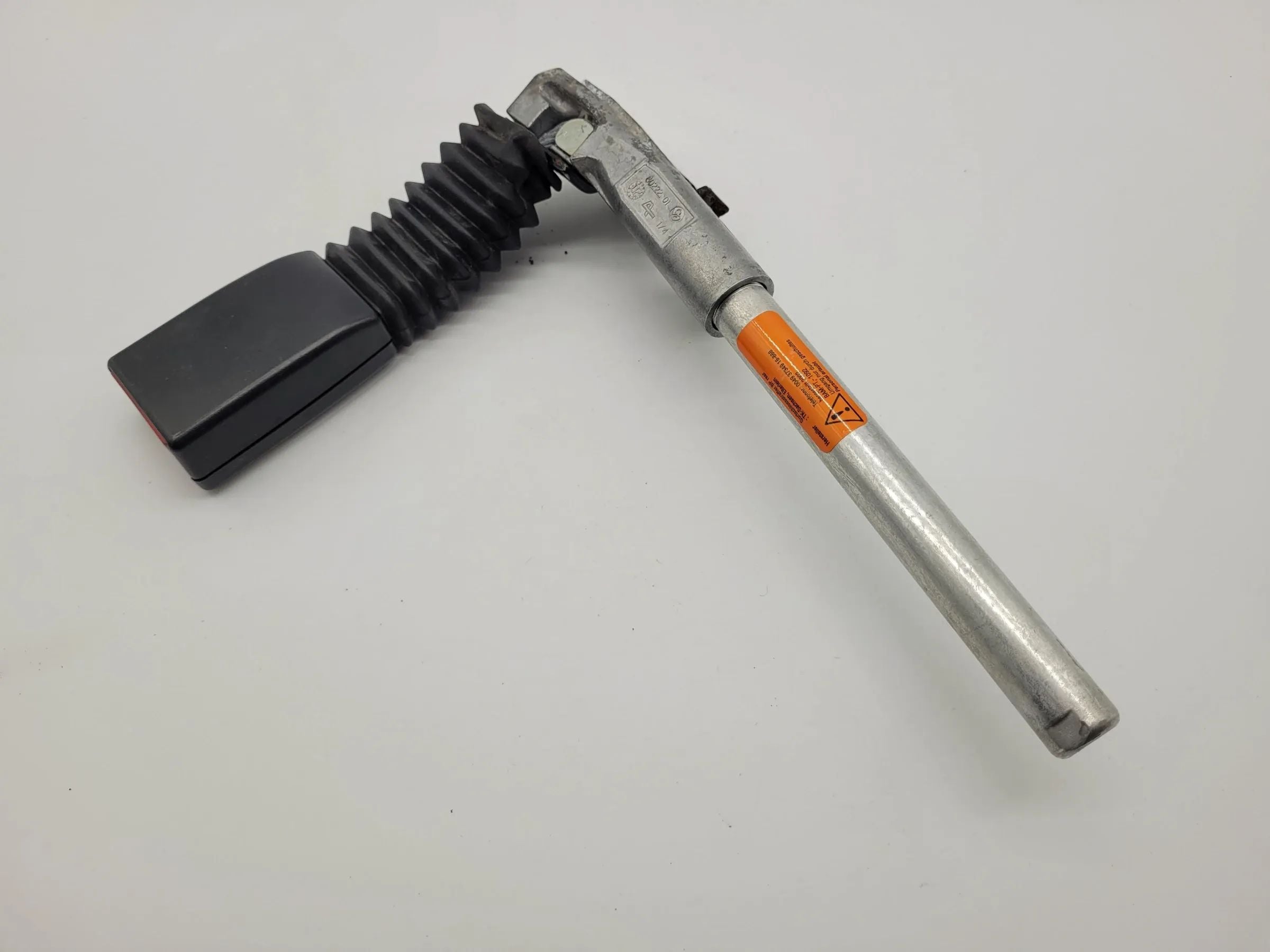 Original Mercedes-Benz C-Klasse Sicherheitsgurt / Gurtschloss Rechts A2038601869