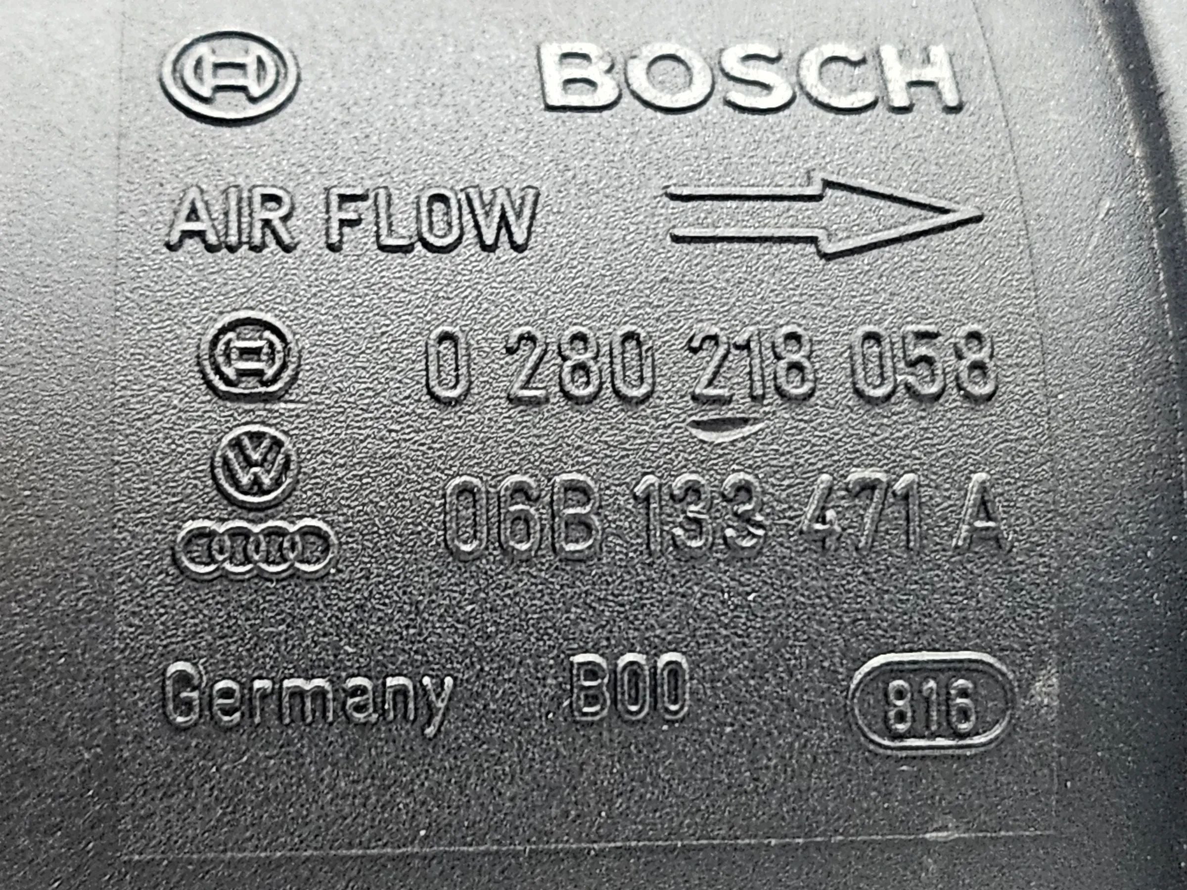 Original Audi A4 B6  Luftmassenmesser Luftmengenmesser  06B133471A