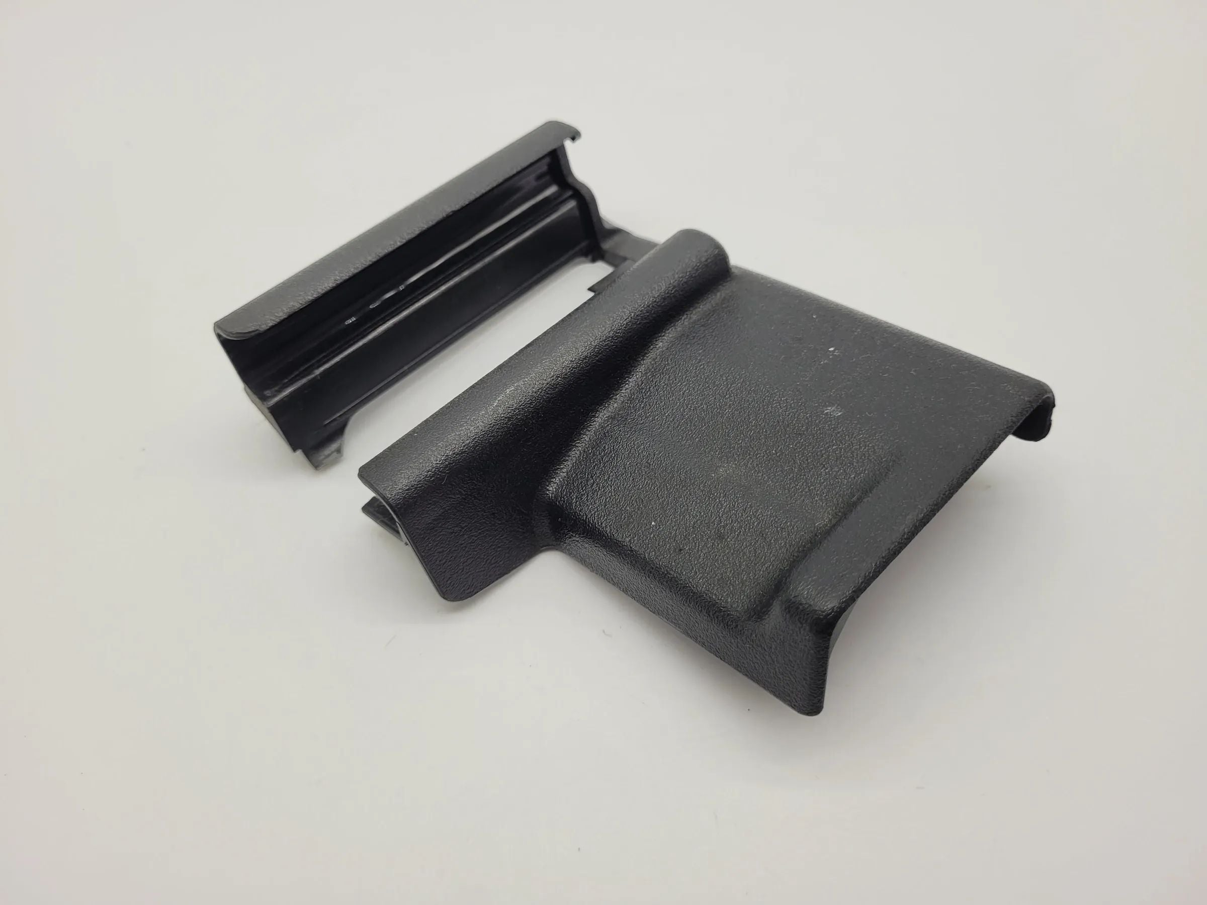 Original Mercedes-Benz C-Klasse Vordersitz Schiene Verkleidung A2039190420