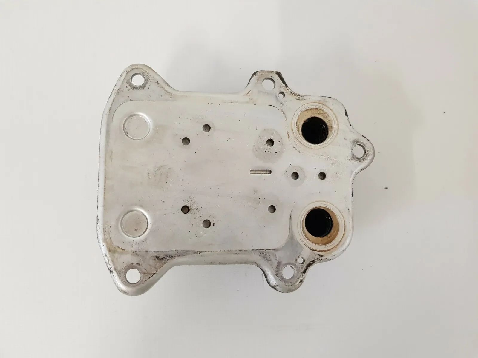 Original VW TOURAN 1T 1,6FSI Radiator Oli Bagian Belakang 03C117021D