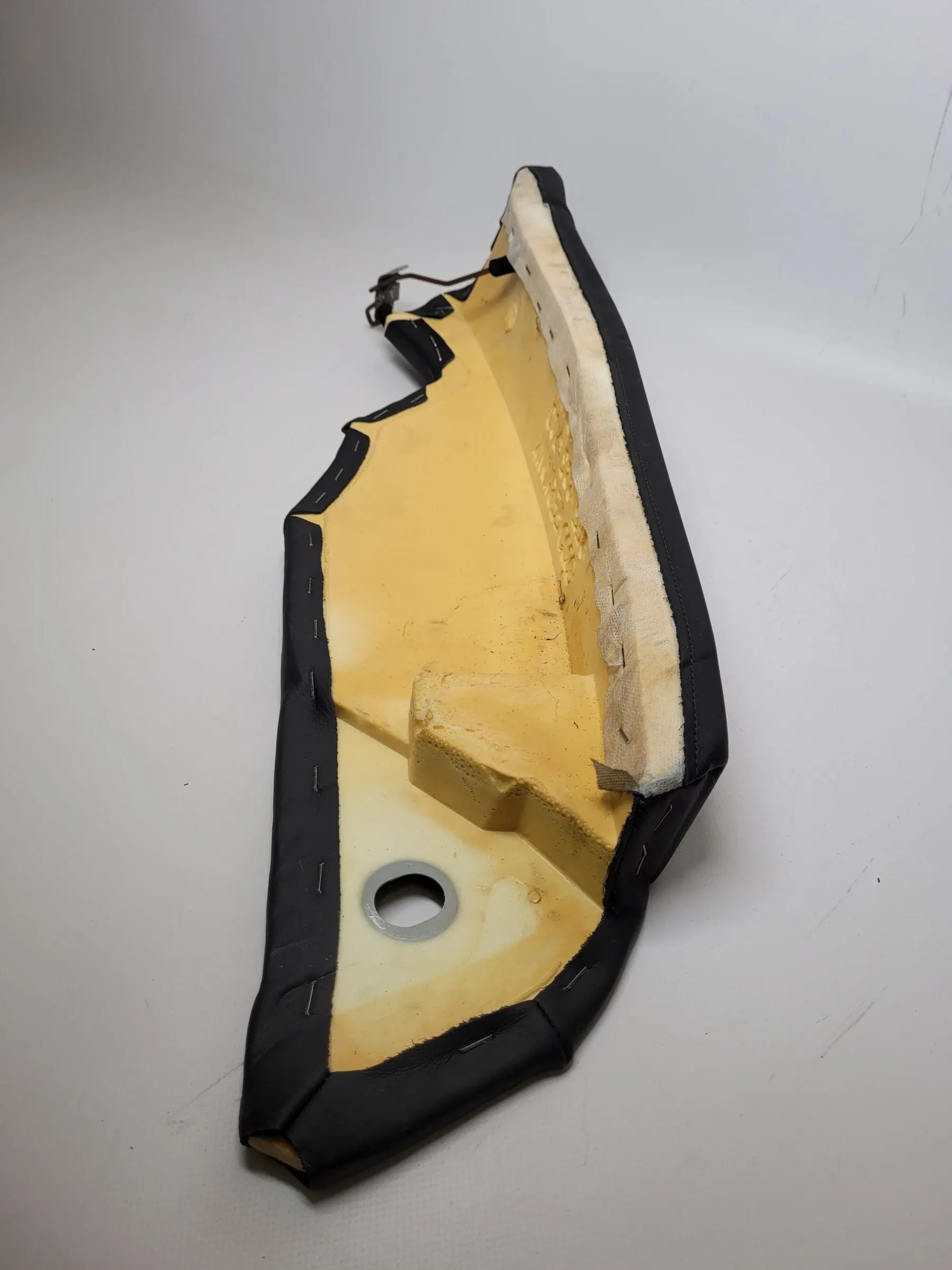 Original Audi A4 Avant (8E/B6/B7) Seitenverkleidung Rücksitzbank Links 8E5885703