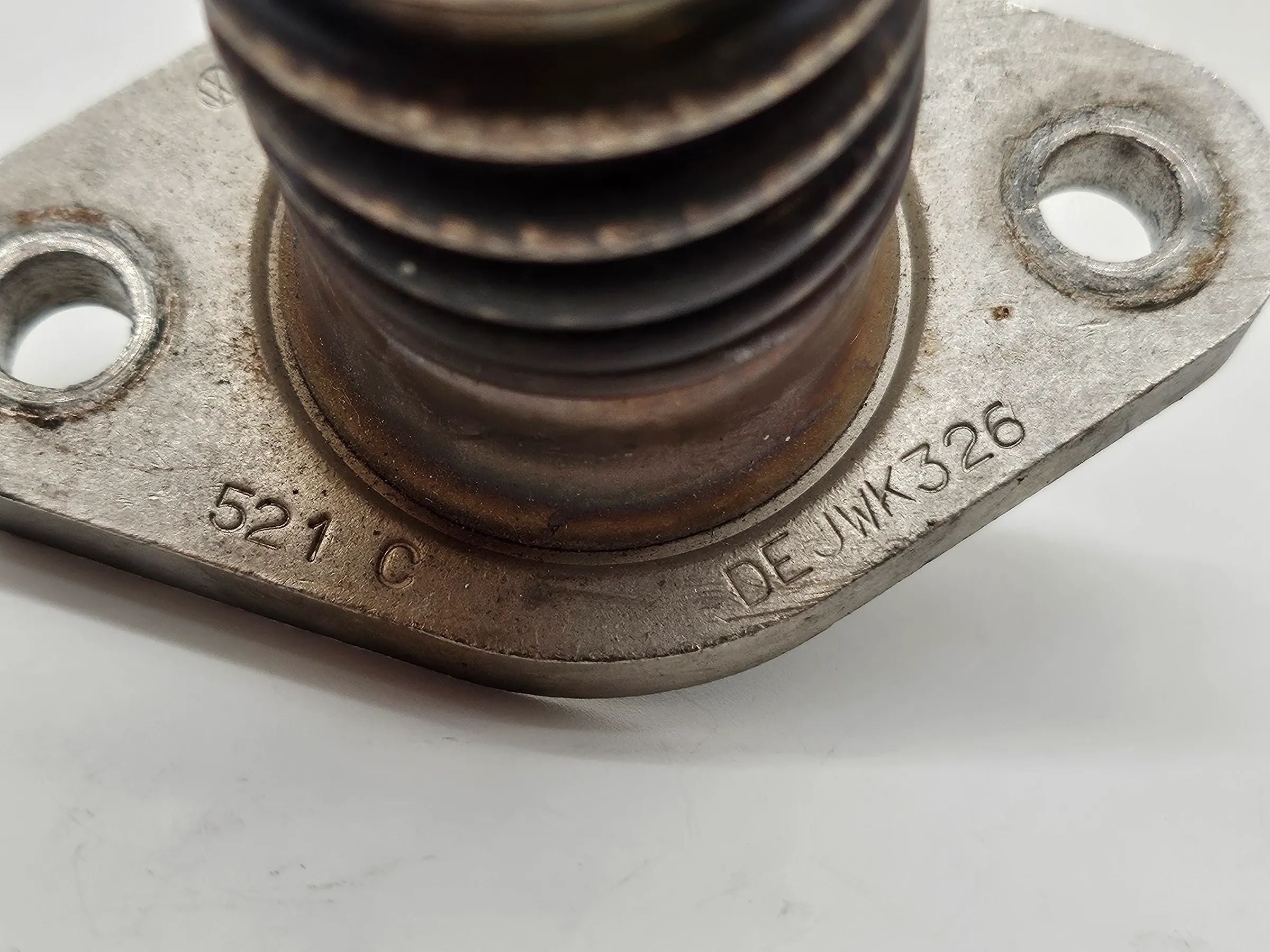 Original AUDI A4 B6 2.0 FSI AWA AGR-VENTILROHR 521 C DEJWK326